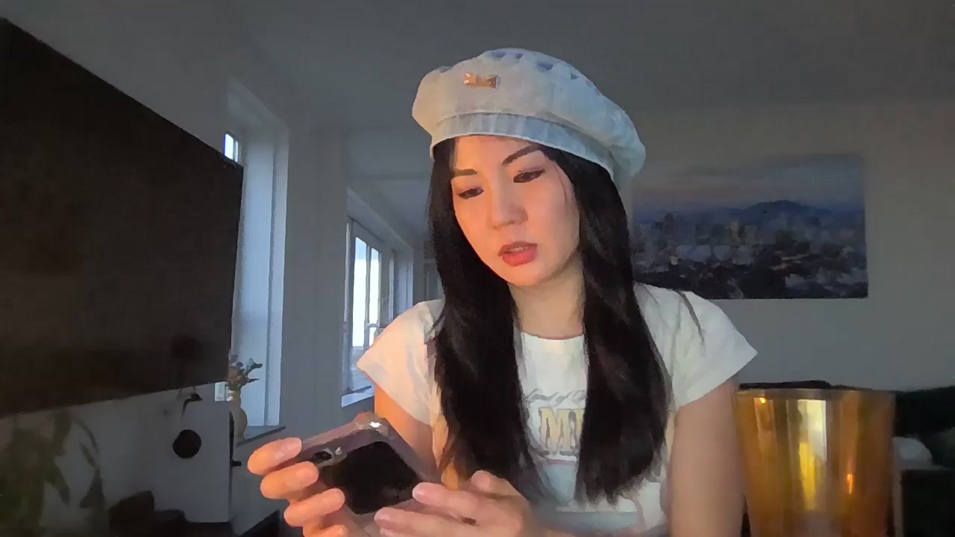 Gallery image thumbnail from EatMyKimchi's myfreecams stream on, 03/16/2025, 18:10 image 19 of 20