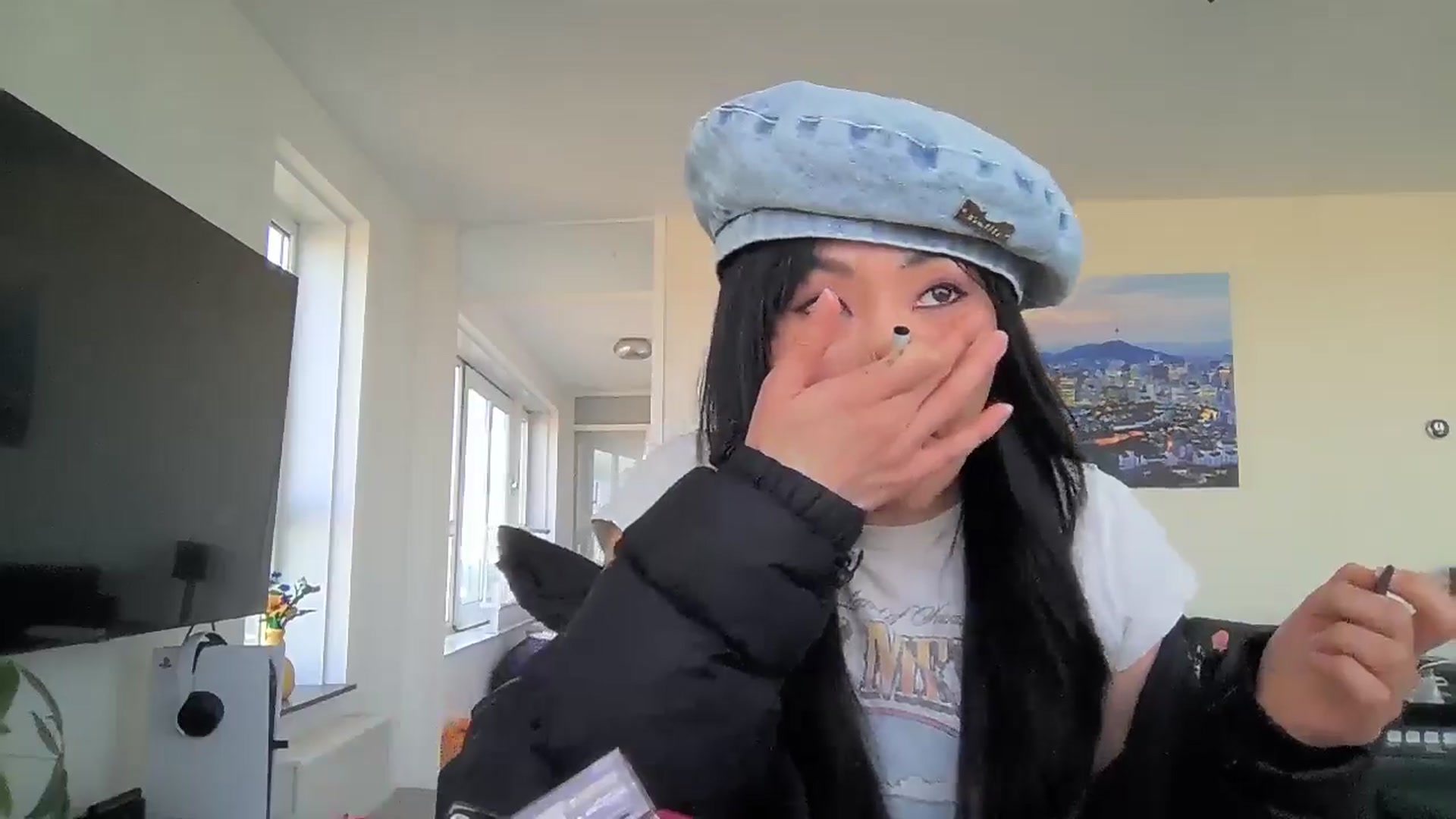 Gallery image thumbnail from EatMyKimchi's myfreecams stream on, 03/16/2025, 18:10 image 3 of 20