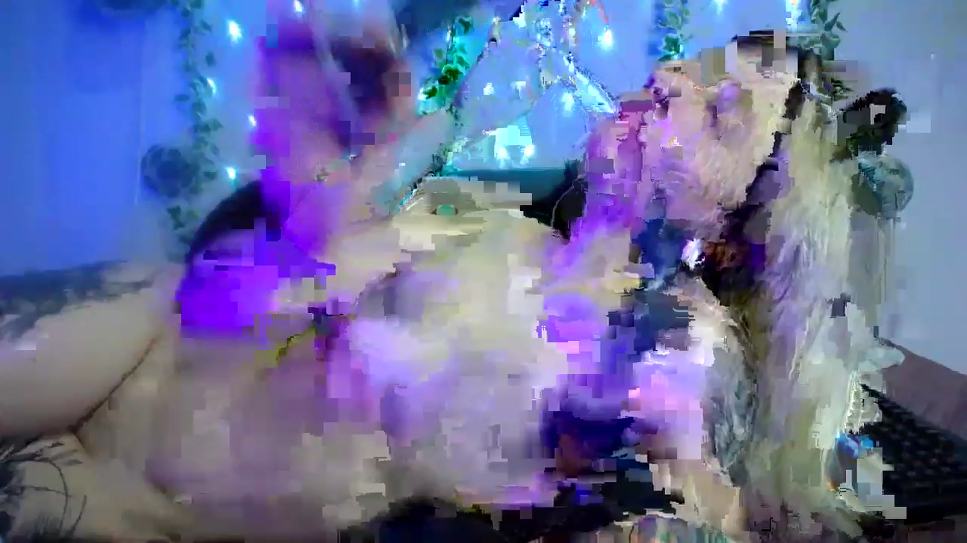 Gallery image thumbnail from EatMyPieDaddy's myfreecams stream on, 11/27/2022, 23:32 image 19 of 20