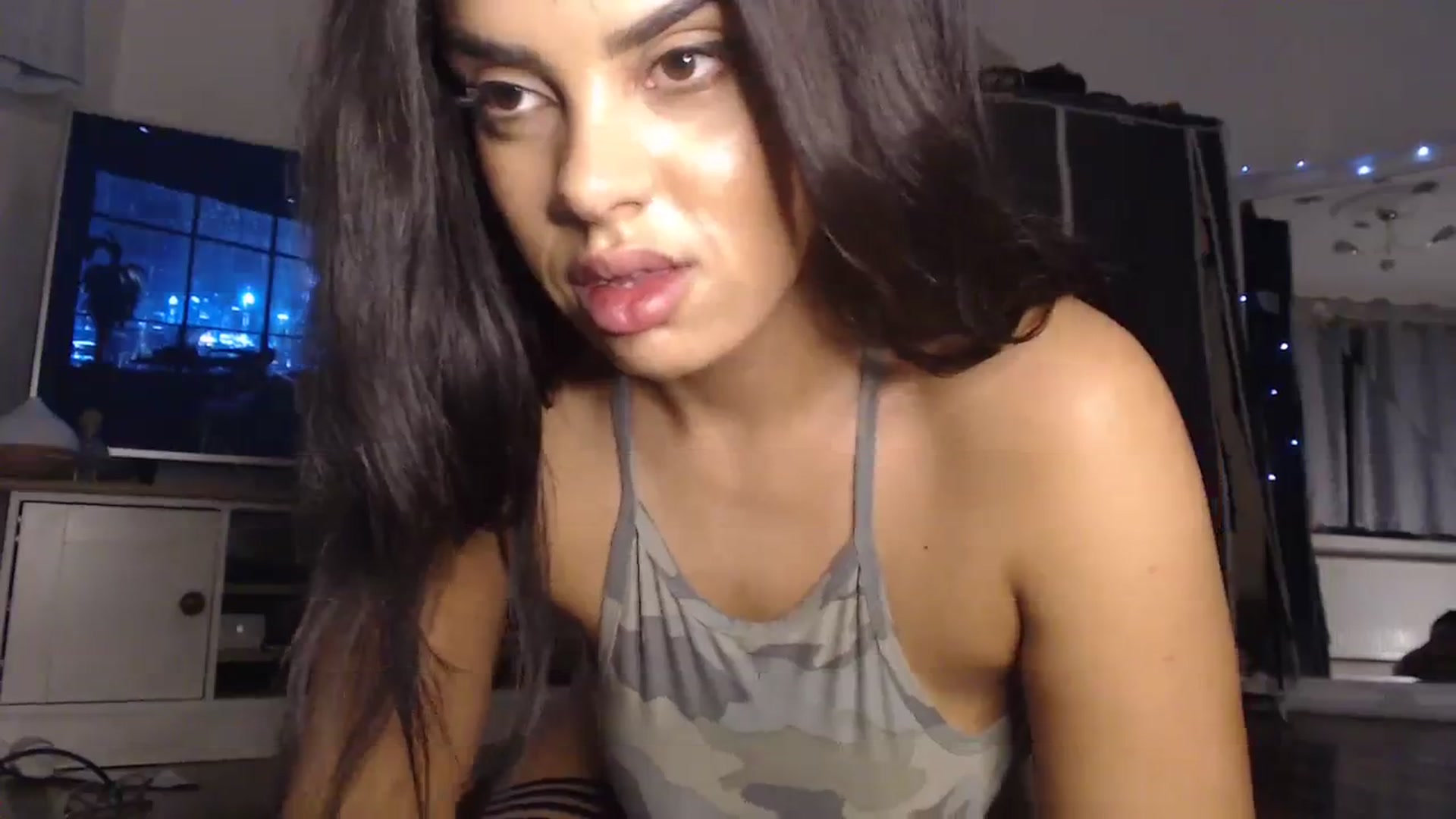 Gallery image thumbnail from EbonyJasmine's myfreecams stream on, 11/23/2023, 22:29 image 16 of 20