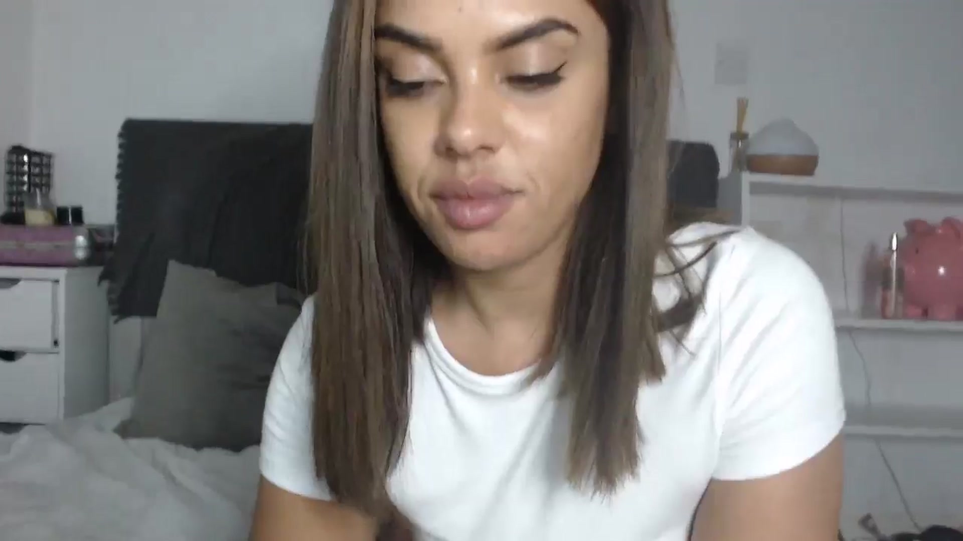 Gallery image thumbnail from EbonyJasmine's myfreecams stream on, 06/15/2024, 22:39 image 19 of 20