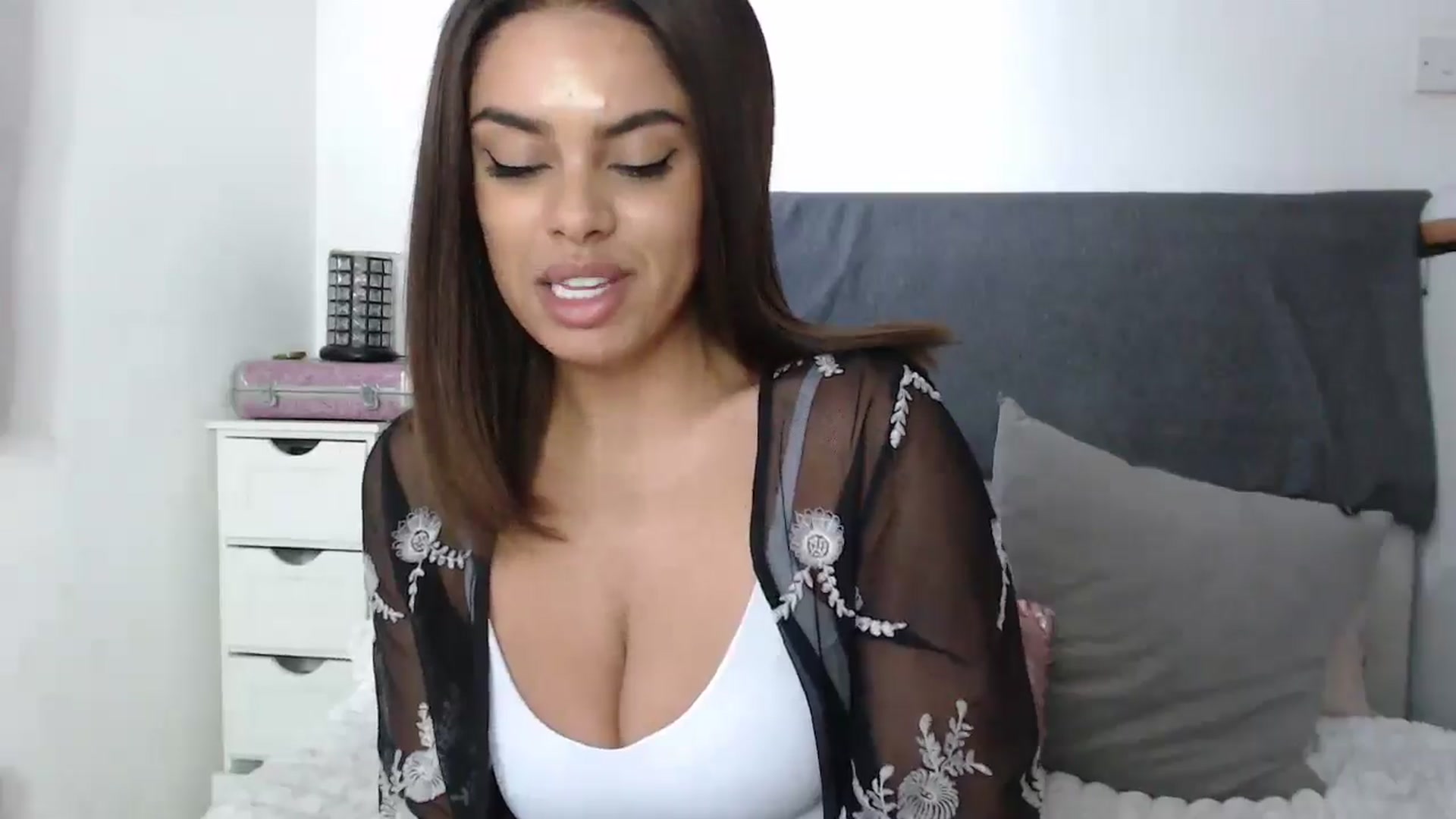Gallery image thumbnail from EbonyJasmine's myfreecams stream on, 11/21/2024, 12:46 image 2 of 20