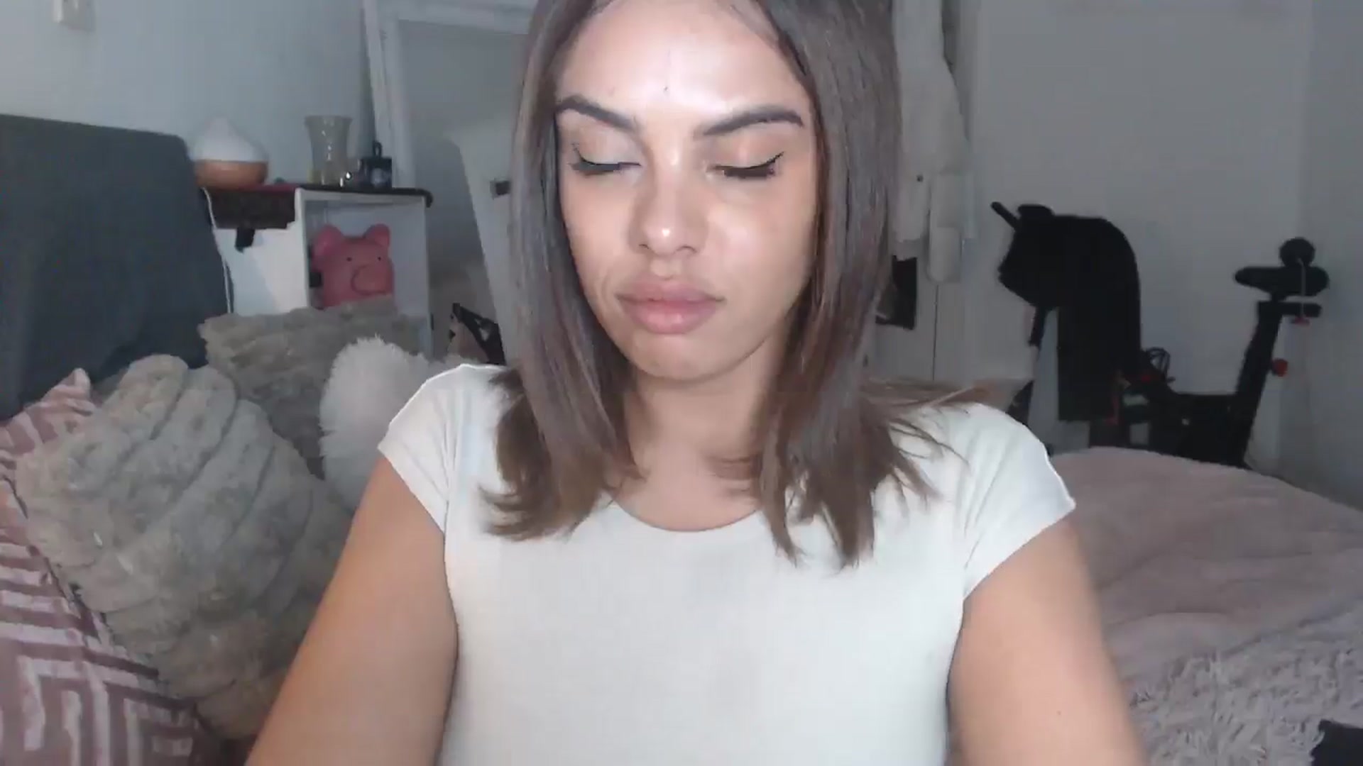 Gallery image thumbnail from EbonyJasmine's myfreecams stream on, 01/17/2025, 19:37 image 15 of 20