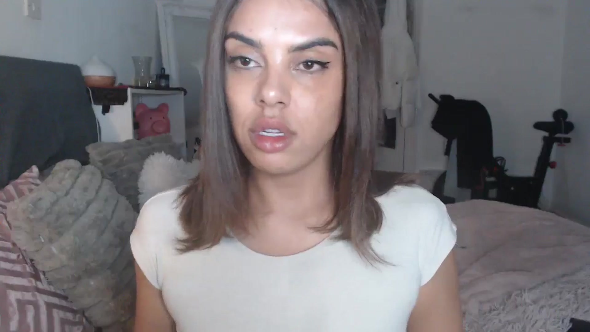 Gallery image thumbnail from EbonyJasmine's myfreecams stream on, 01/17/2025, 19:37 image 13 of 20