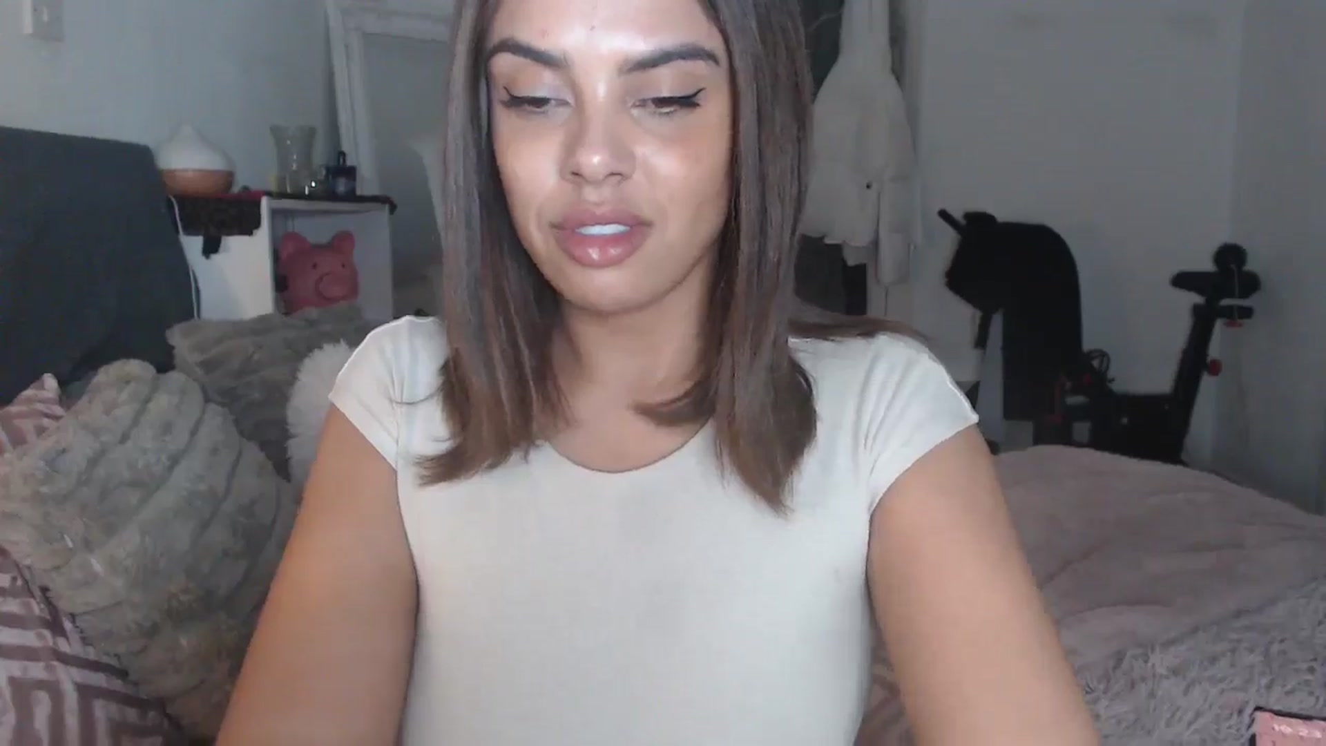 Gallery image thumbnail from EbonyJasmine's myfreecams stream on, 01/17/2025, 19:37 image 5 of 20