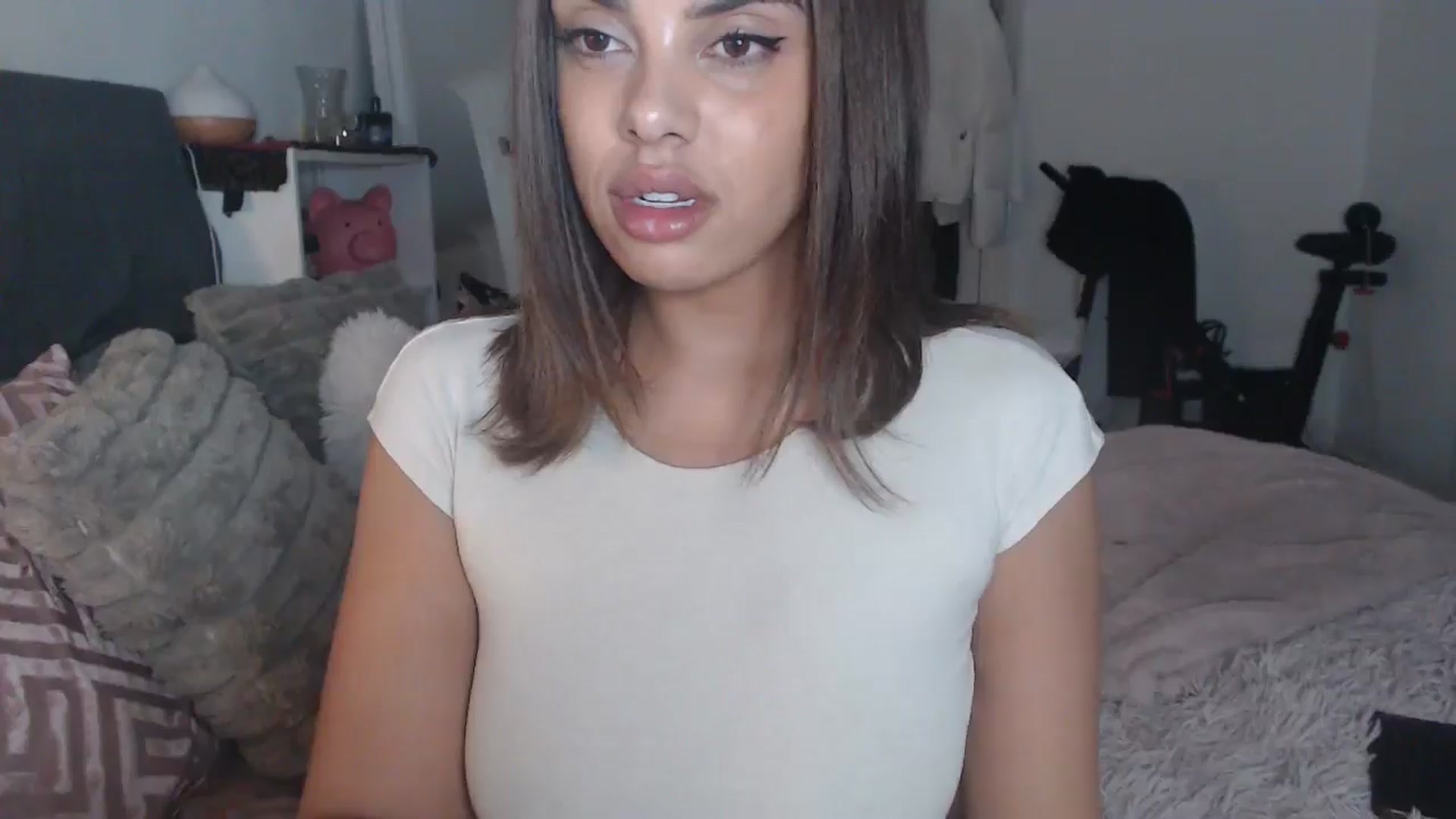 Gallery image thumbnail from EbonyJasmine's myfreecams stream on, 01/17/2025, 19:37 image 2 of 20