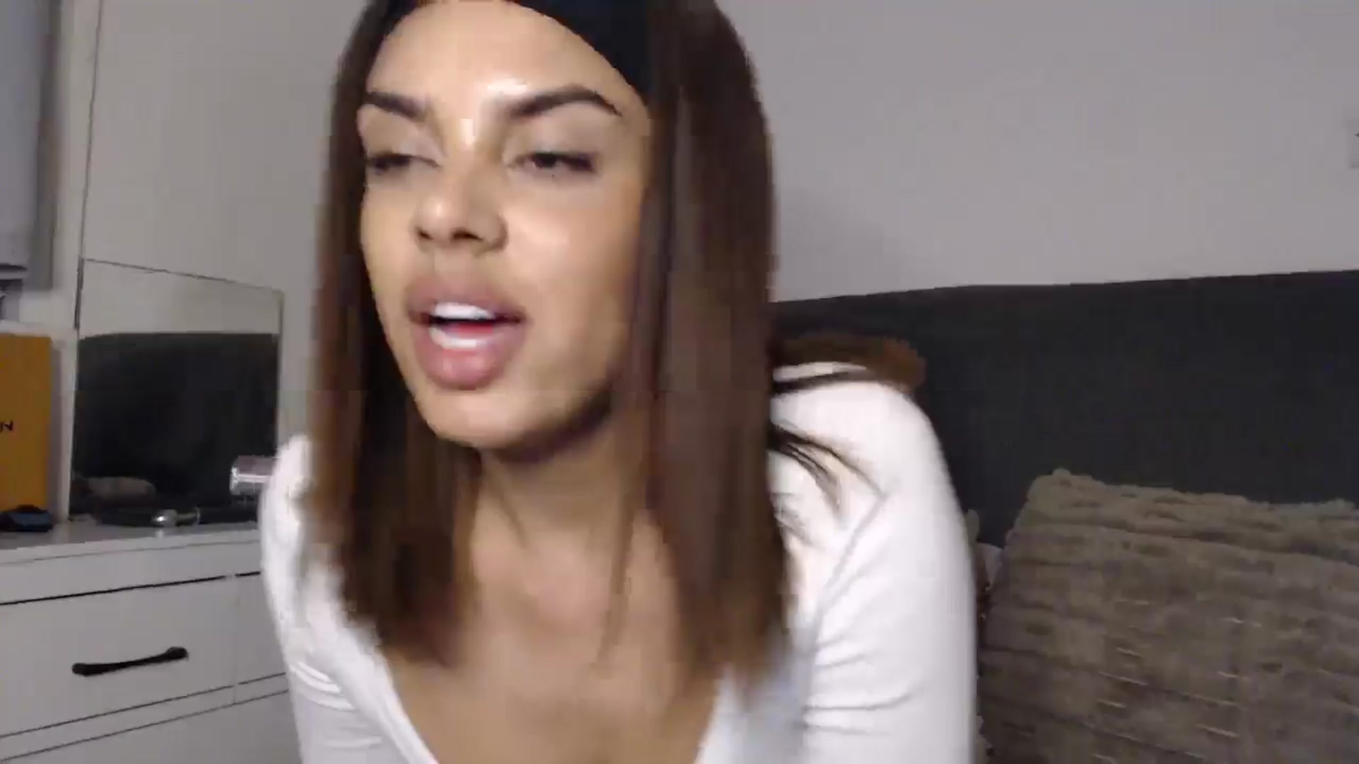 Gallery image thumbnail from EbonyJasmine's myfreecams stream on, 03/23/2025, 19:33 image 2 of 20