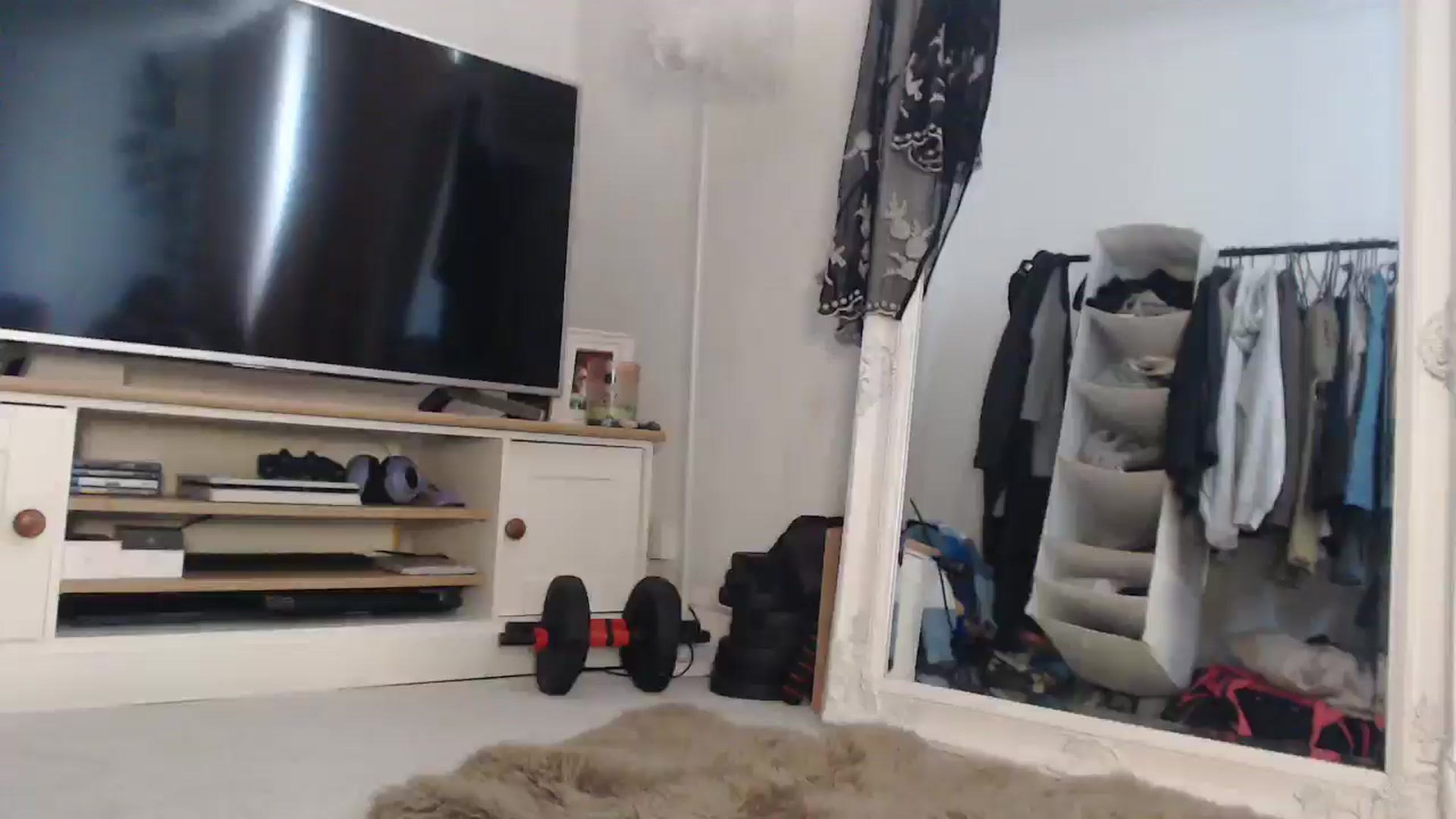 Gallery image thumbnail from EbonyJasmine's myfreecams stream on, 08/26/2025, 18:42 image 3 of 20