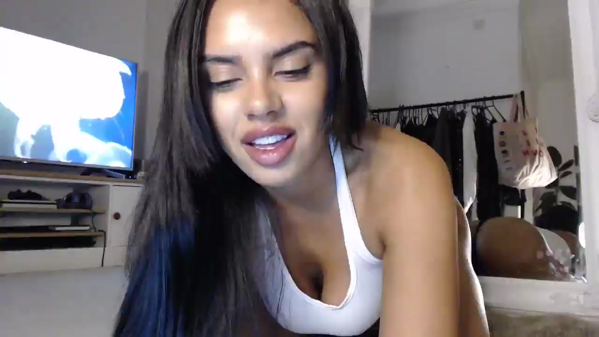 Gallery image thumbnail from EbonyJasmine's myfreecams stream on, 10/24/2025, 17:58 image 7 of 20