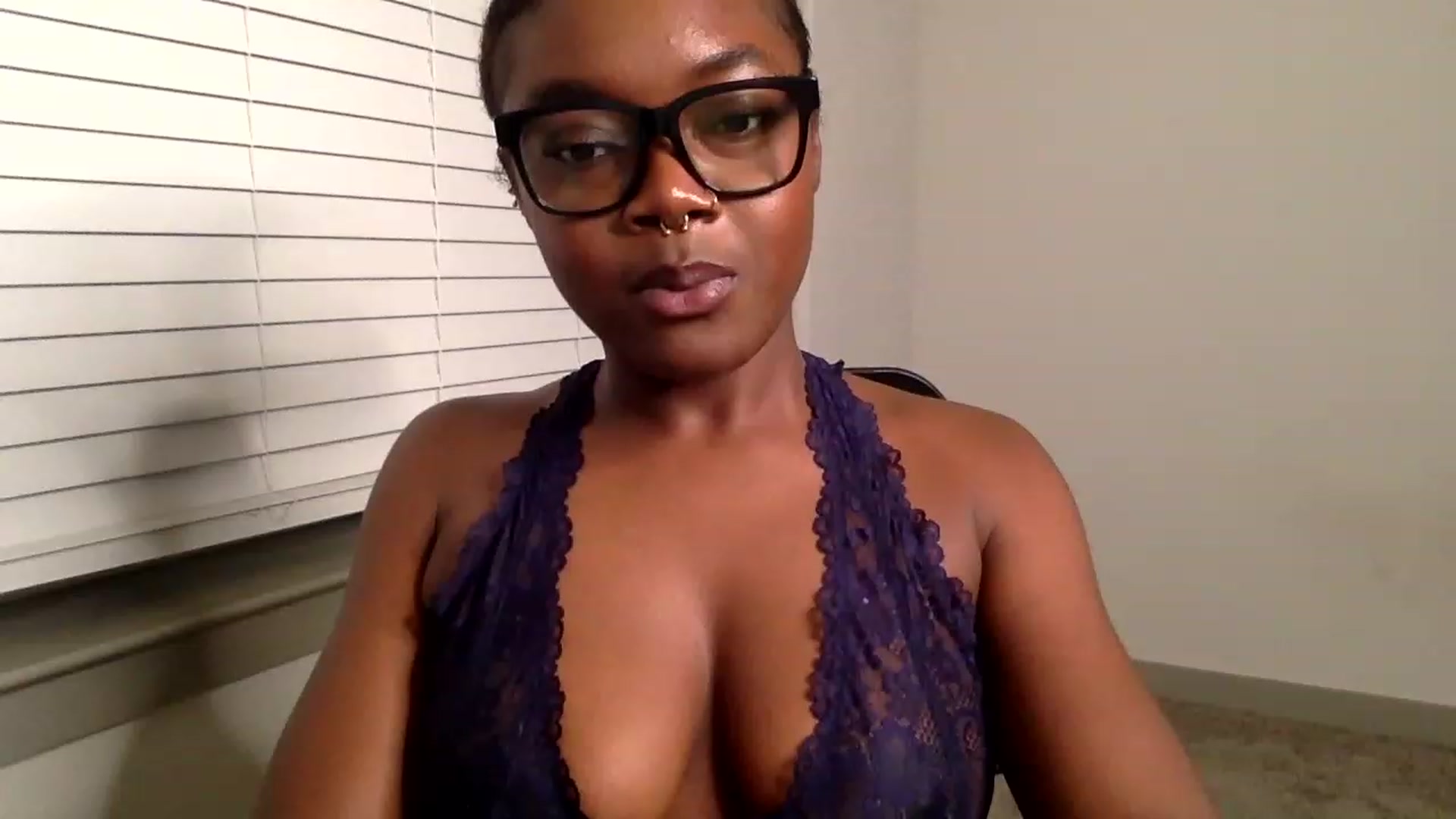 Gallery image thumbnail from EbonyRose's myfreecams stream on, 11/15/2022, 05:42 image 18 of 20