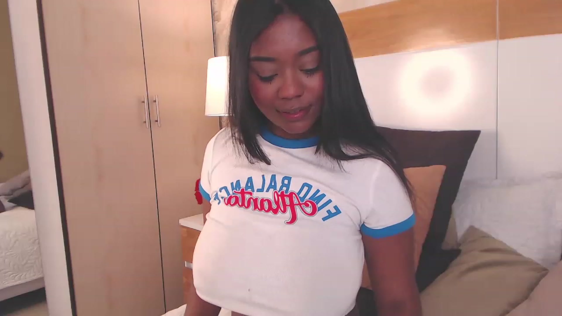 Gallery image thumbnail from EbonySasha's myfreecams stream on, 02/11/2023, 13:23 image 16 of 20