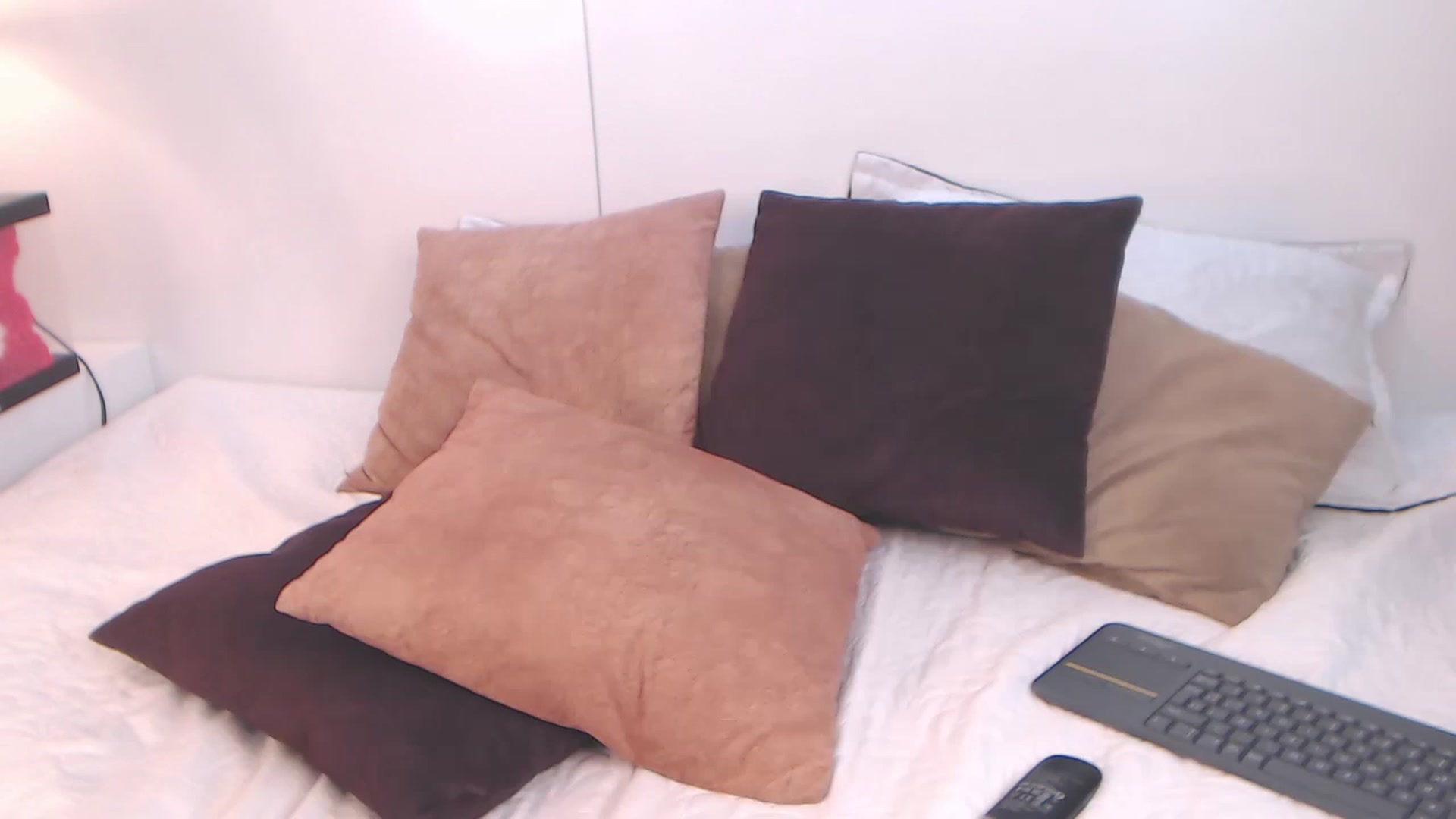 Gallery image thumbnail from EbonySasha's myfreecams stream on, 03/09/2023, 14:07 image 18 of 20