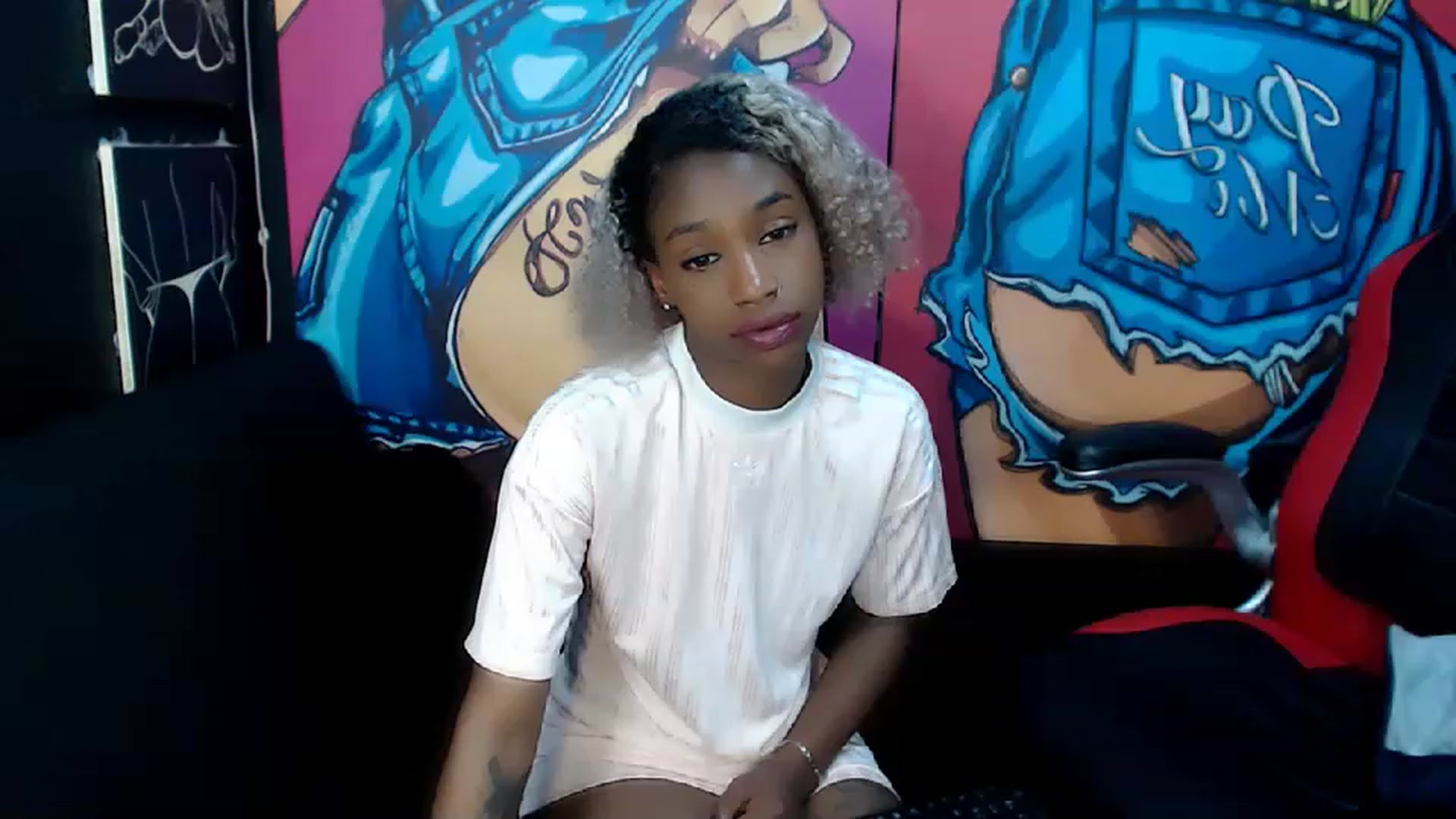 Gallery image thumbnail from Ebonyindian69's myfreecams stream on, 11/25/2022, 02:52 image 20 of 20