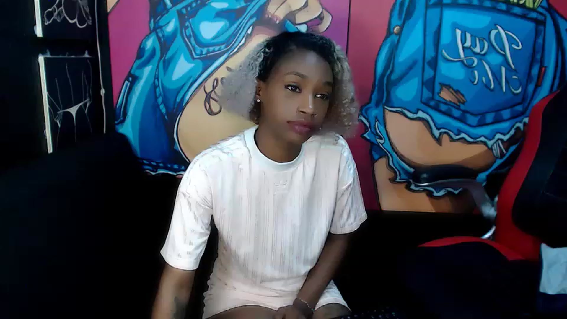 Gallery image thumbnail from Ebonyindian69's myfreecams stream on, 11/25/2022, 02:52 image 19 of 20