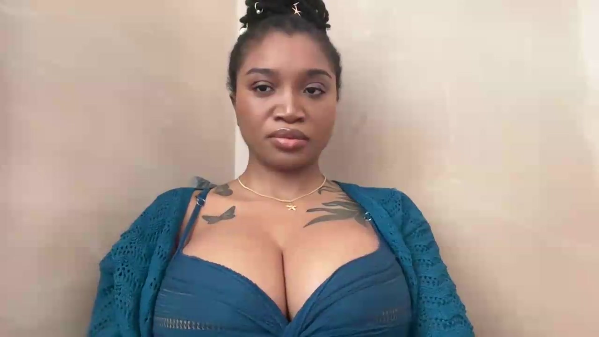 Gallery image thumbnail from EchidnaHeart's myfreecams stream on, 06/02/2026, 14:37 image 6 of 20