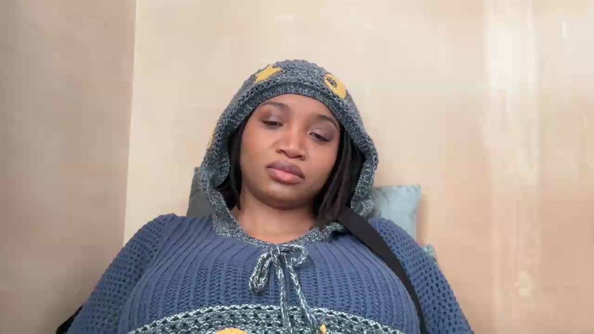 Gallery image thumbnail from EchidnaHeart's myfreecams stream on, 06/10/2026, 11:55 image 9 of 20