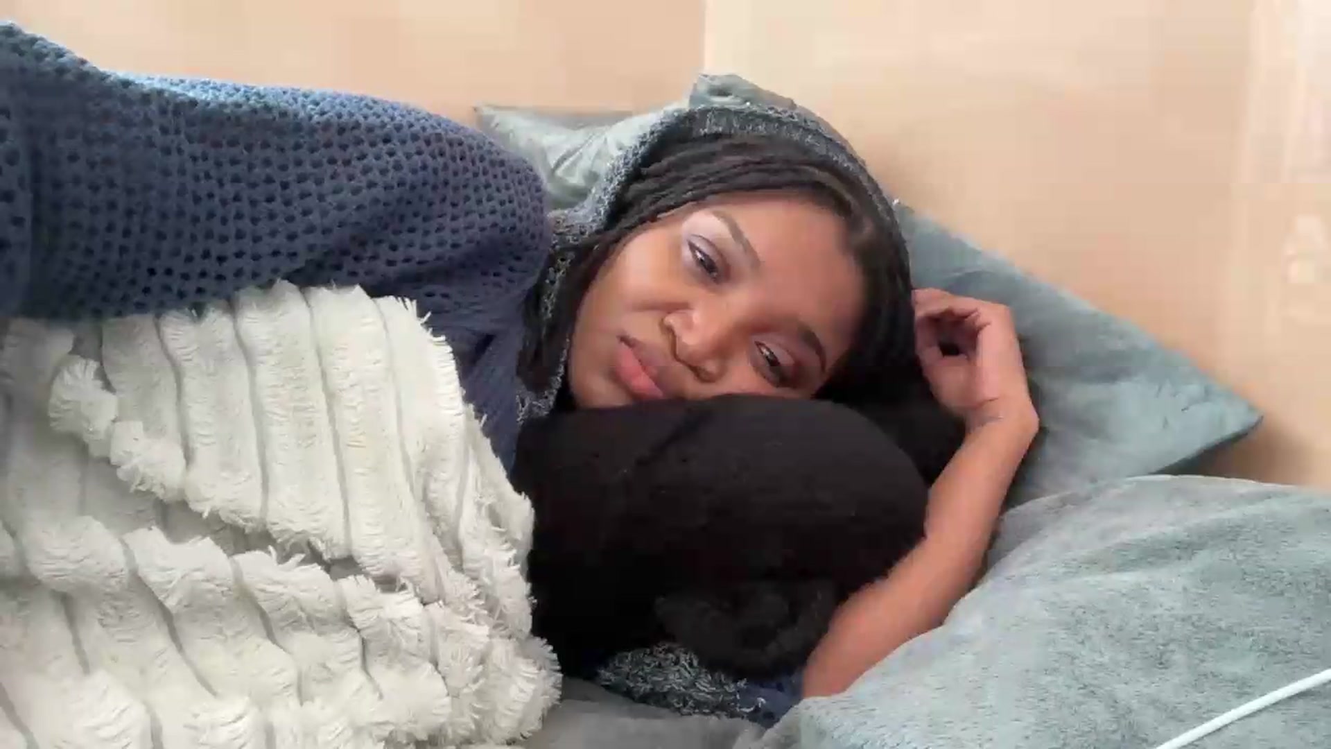 Gallery image thumbnail from EchidnaHeart's myfreecams stream on, 06/10/2026, 18:02 image 13 of 20