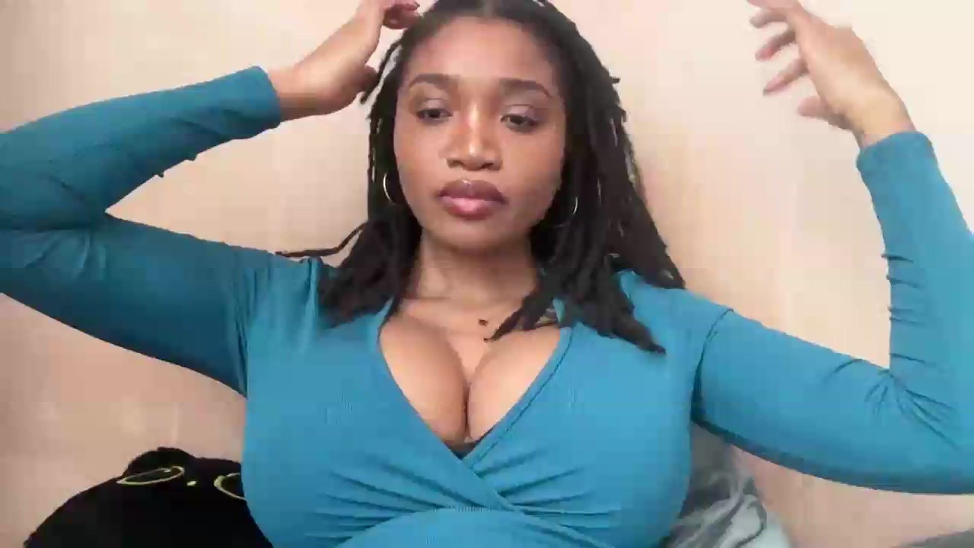 Gallery image thumbnail from EchidnaHeart's myfreecams stream on, 06/15/2026, 08:17 image 1 of 20