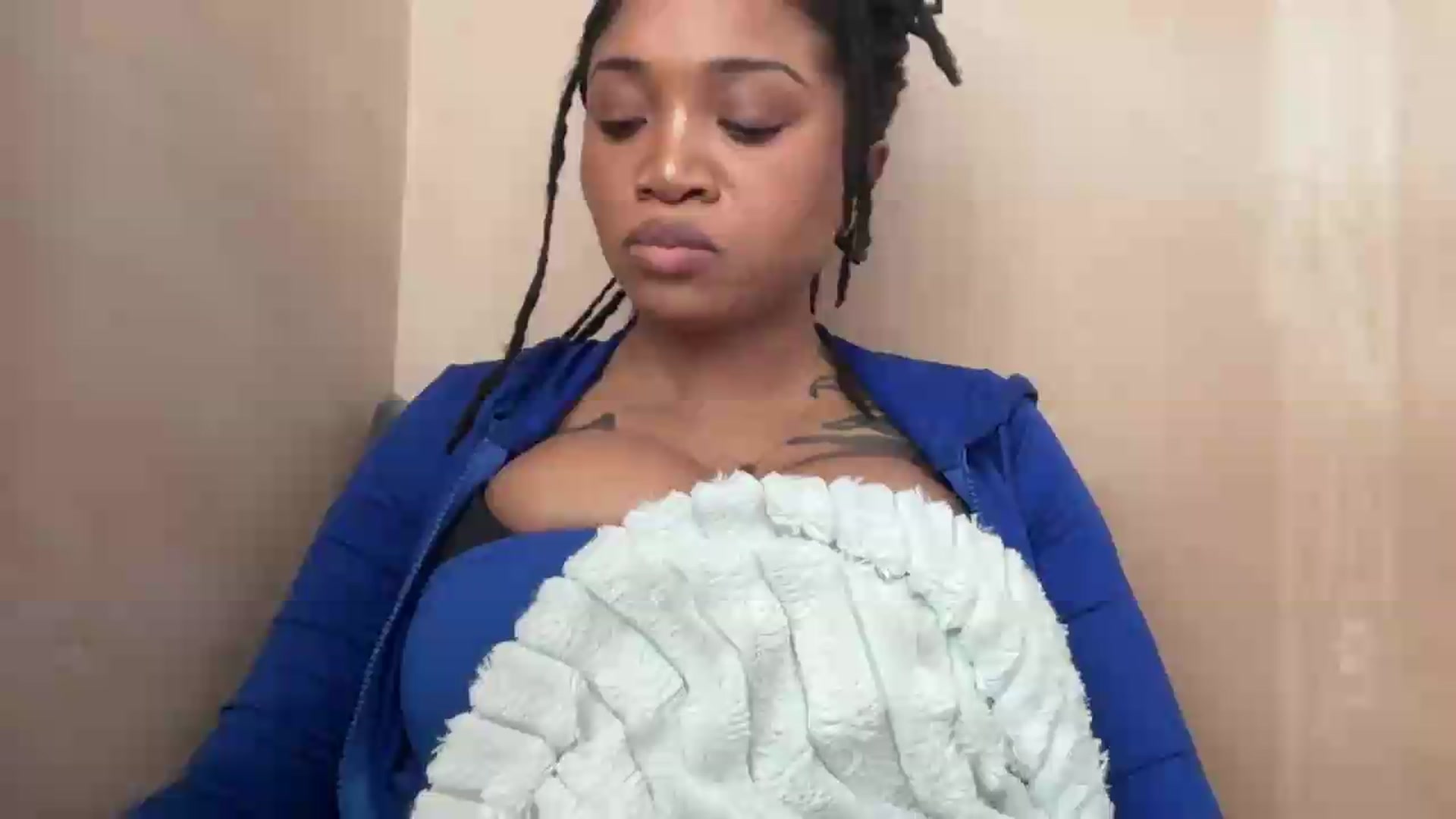 Gallery image thumbnail from EchidnaHeart's myfreecams stream on, 06/30/2026, 17:12 image 16 of 20