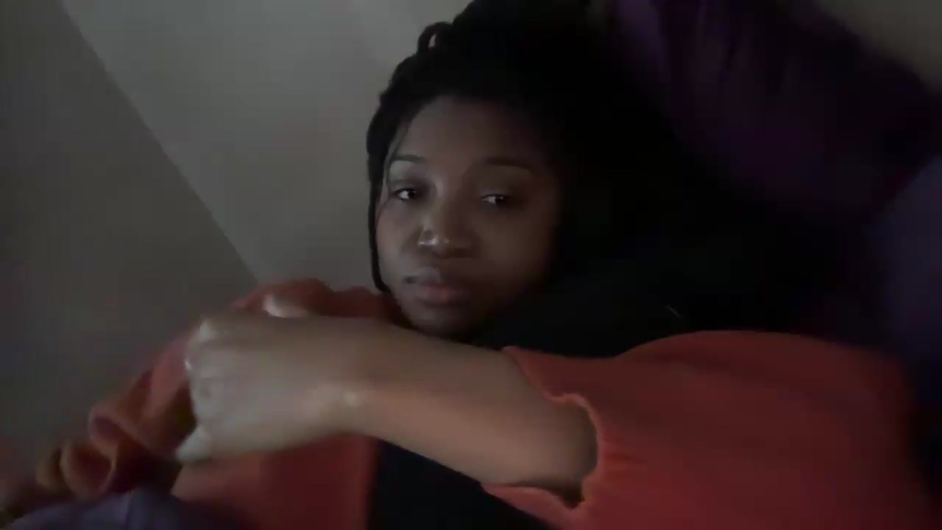 Gallery image thumbnail from EchidnaHeart's myfreecams stream on, 10/03/2026, 17:53 image 6 of 20