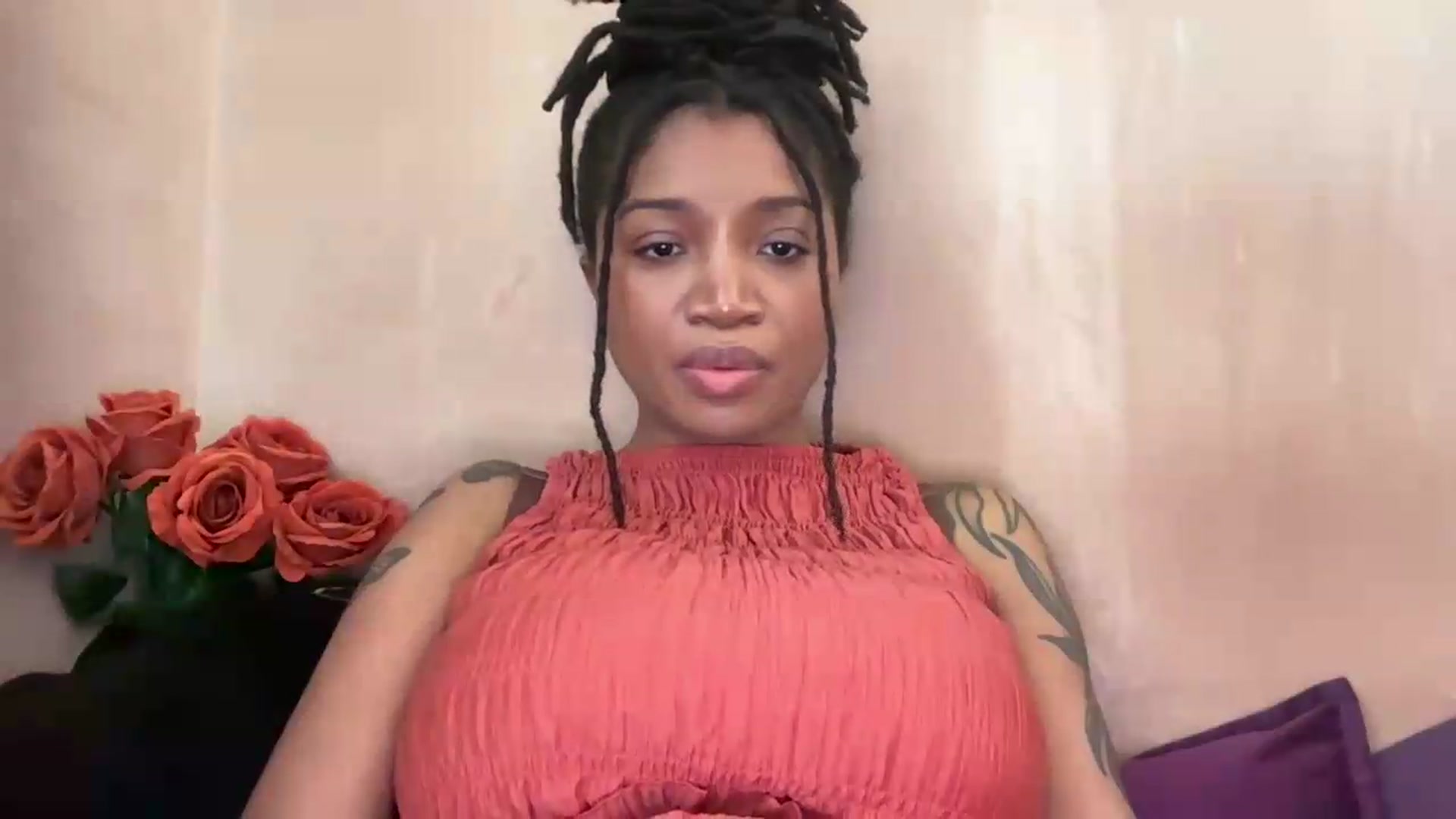 Gallery image thumbnail from EchidnaHeart's myfreecams stream on, 10/04/2026, 10:07 image 17 of 20