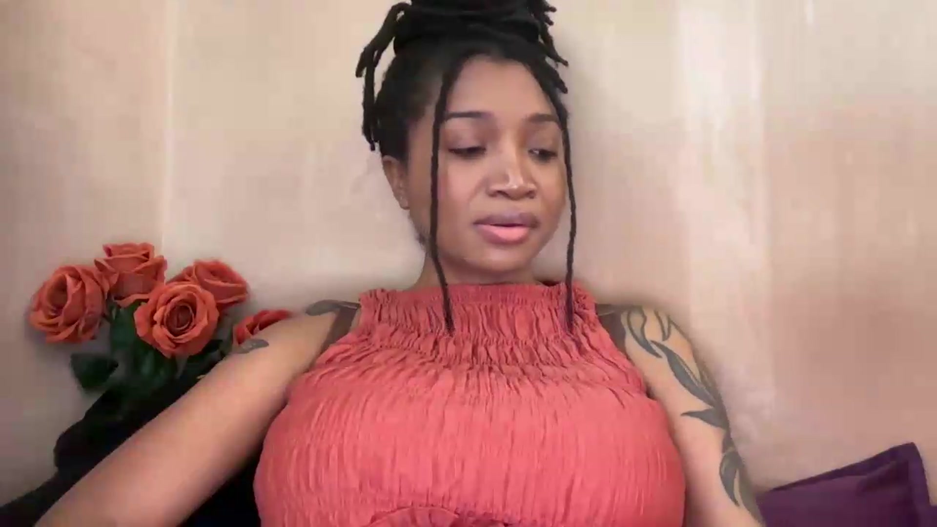 Gallery image thumbnail from EchidnaHeart's myfreecams stream on, 10/04/2026, 10:07 image 8 of 20