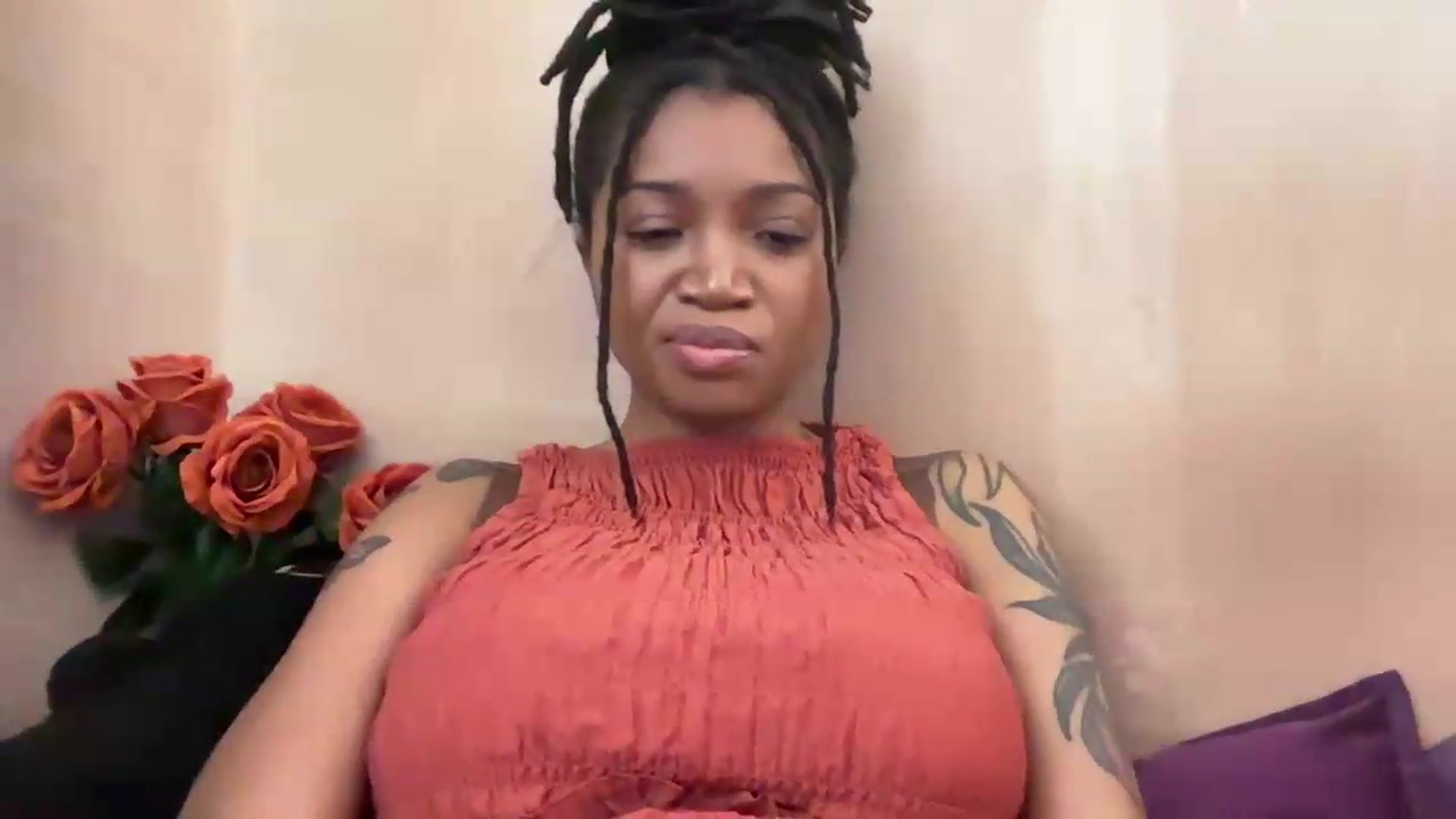 Gallery image thumbnail from EchidnaHeart's myfreecams stream on, 10/04/2026, 10:07 image 10 of 20