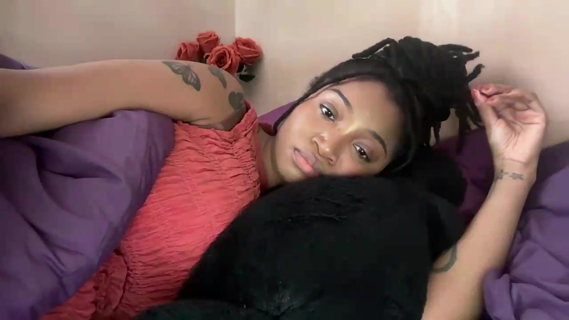 Gallery image thumbnail from EchidnaHeart's myfreecams stream on, 10/04/2026, 12:17 image 3 of 20