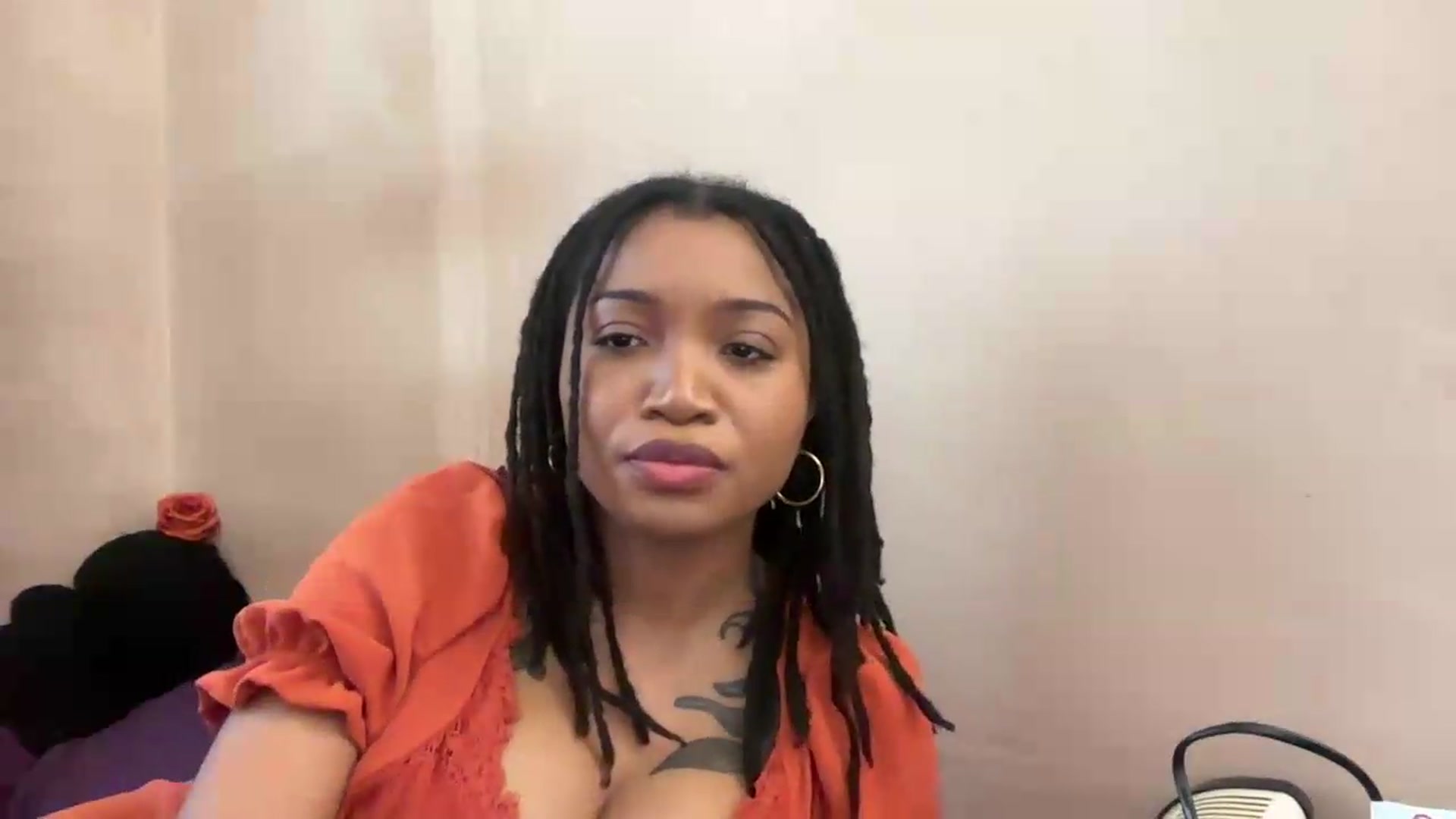 Gallery image thumbnail from EchidnaHeart's myfreecams stream on, 10/05/2026, 11:26 image 6 of 20