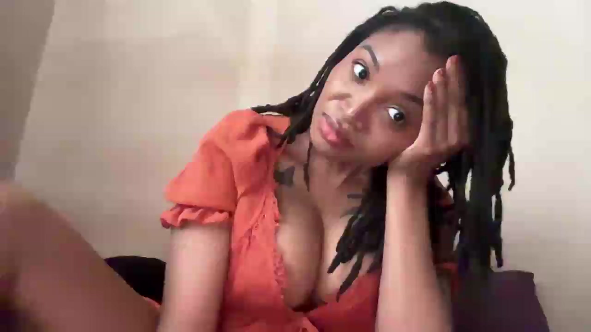 Gallery image thumbnail from EchidnaHeart's myfreecams stream on, 10/05/2026, 16:49 image 1 of 20