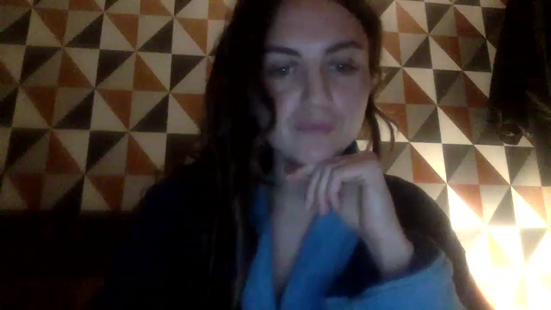 Gallery image thumbnail from Ecjk2209's myfreecams stream on, 12/19/2022, 22:40 image 8 of 20