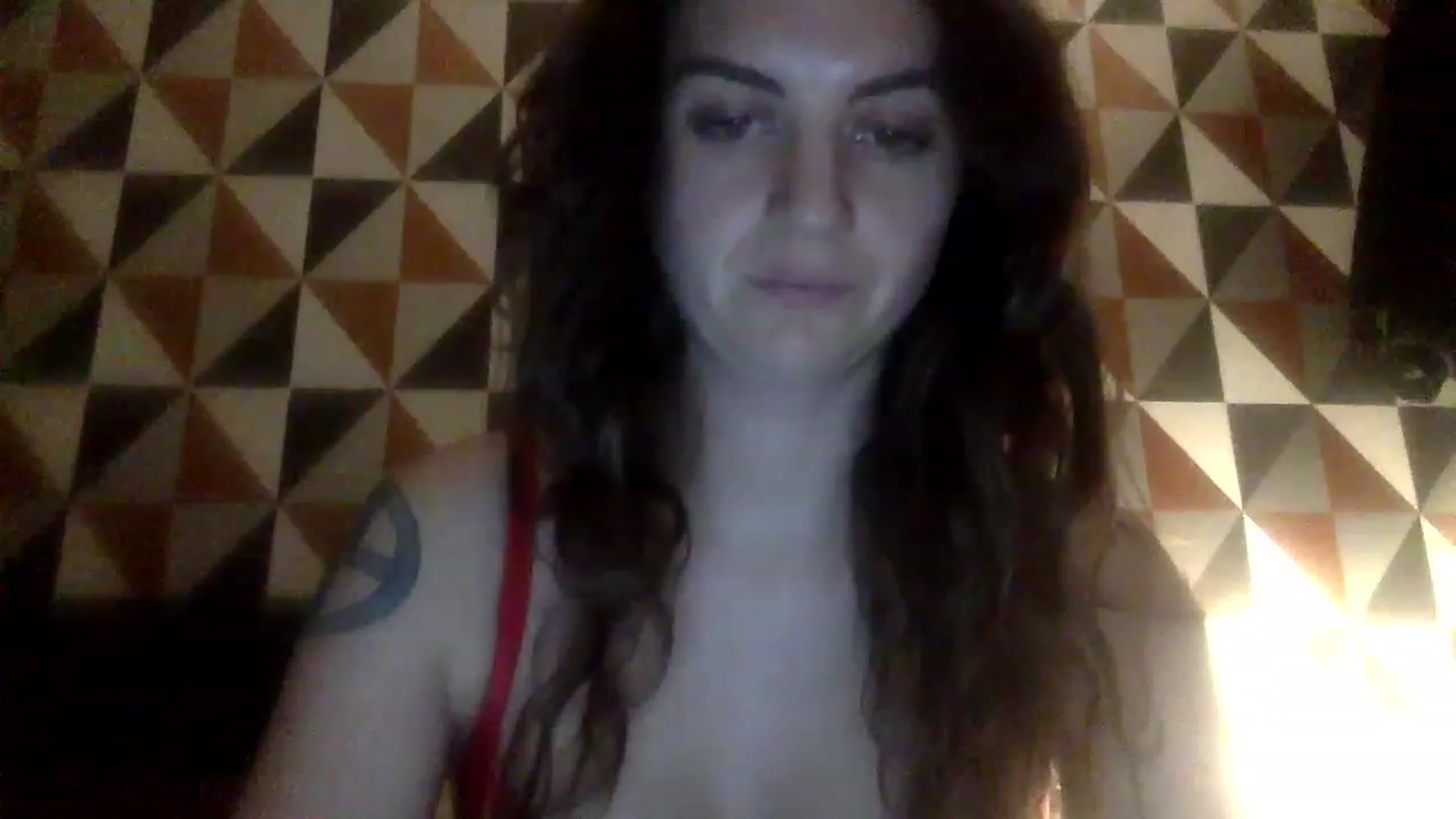 Gallery image thumbnail from Ecjk2209's myfreecams stream on, 12/19/2022, 22:40 image 16 of 20