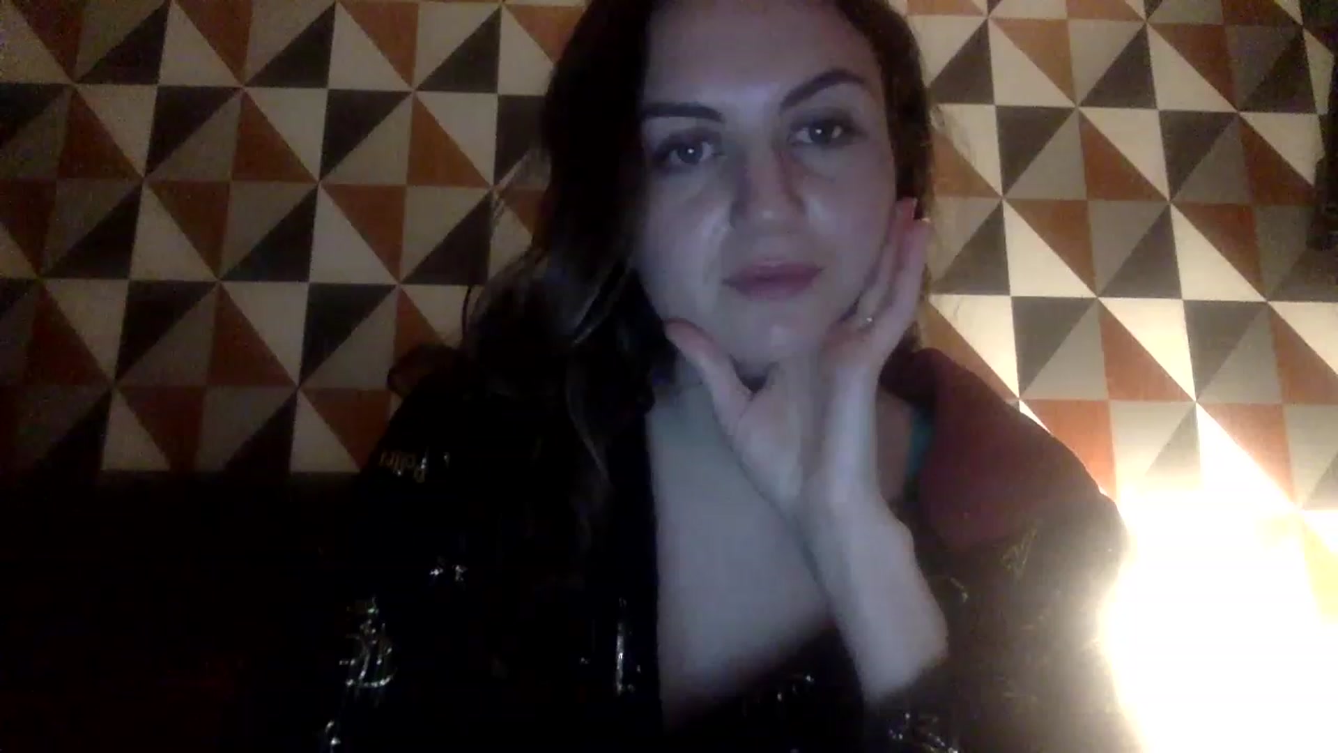 Gallery image thumbnail from Ecjk2209's myfreecams stream on, 01/17/2023, 21:36 image 14 of 20
