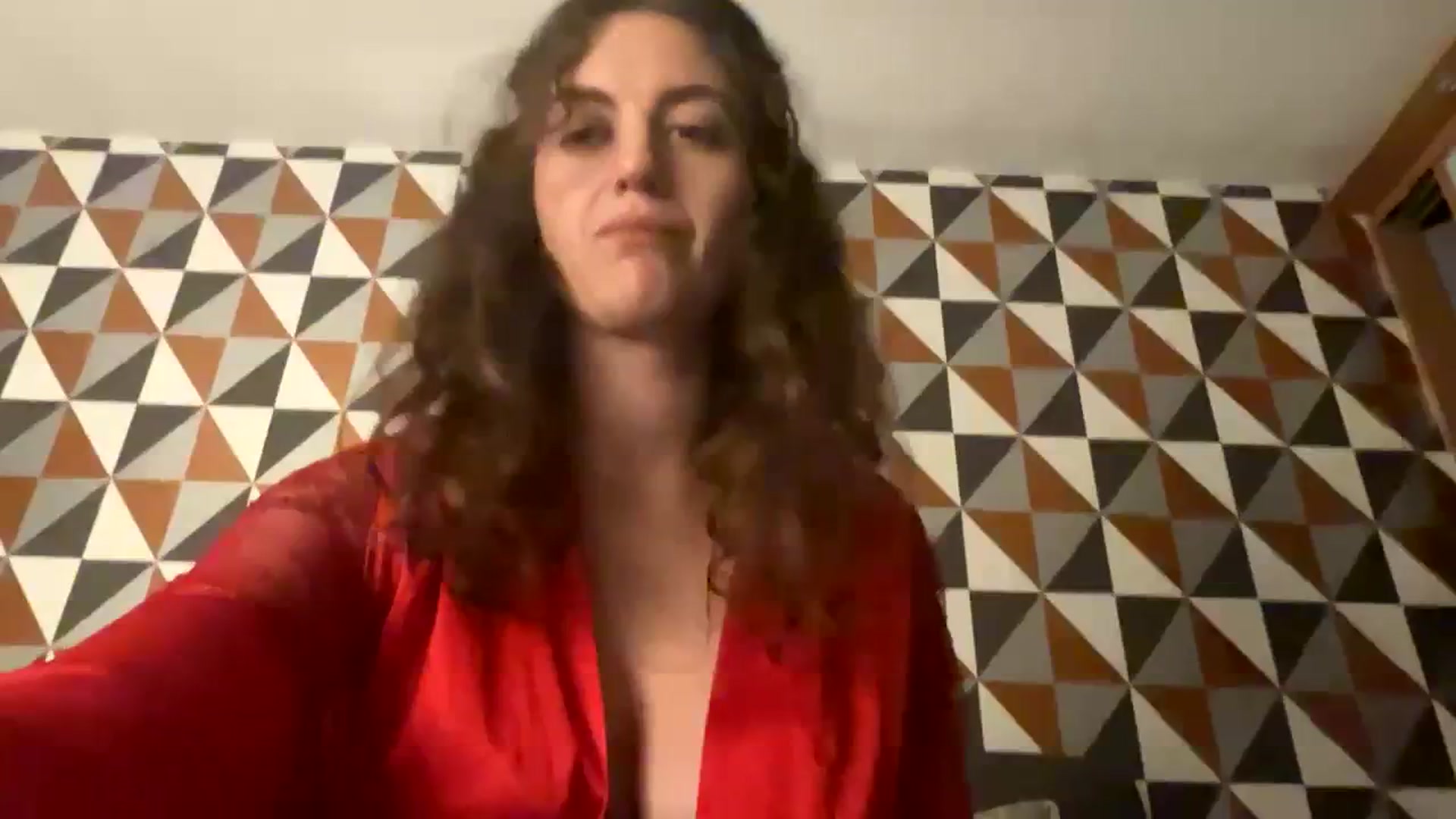 Gallery image thumbnail from Ecjk2209's myfreecams stream on, 10/12/2023, 24:39 image 8 of 20