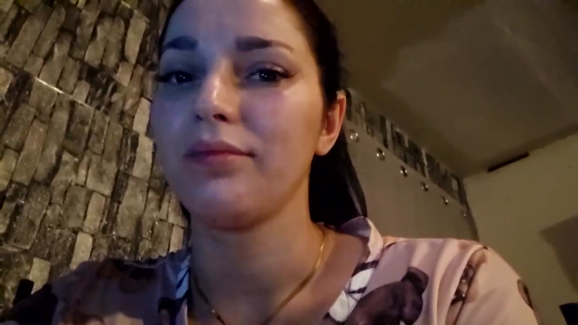 Gallery image thumbnail from Eda_Yildiz's myfreecams stream on, 04/18/2026, 07:35 image 19 of 20