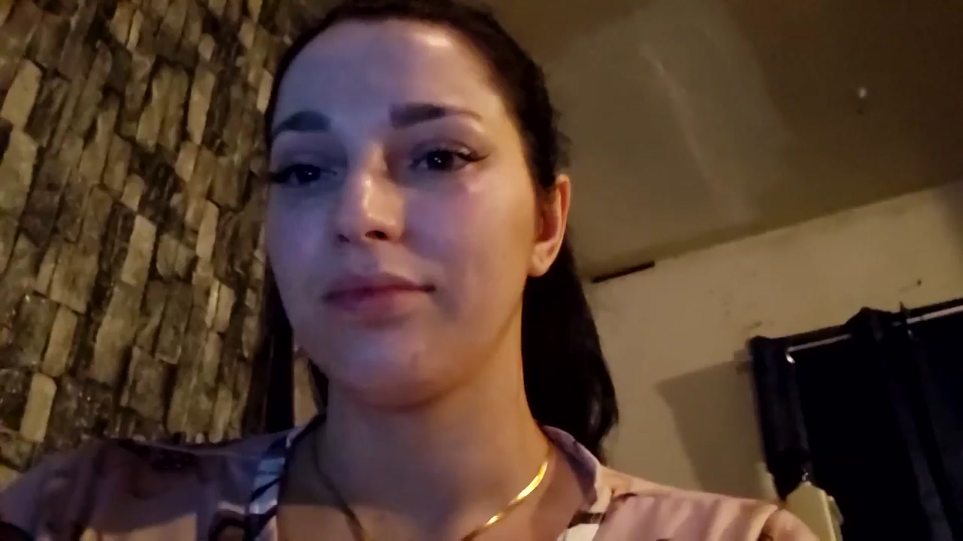 Gallery image thumbnail from Eda_Yildiz's myfreecams stream on, 04/18/2026, 07:35 image 16 of 20