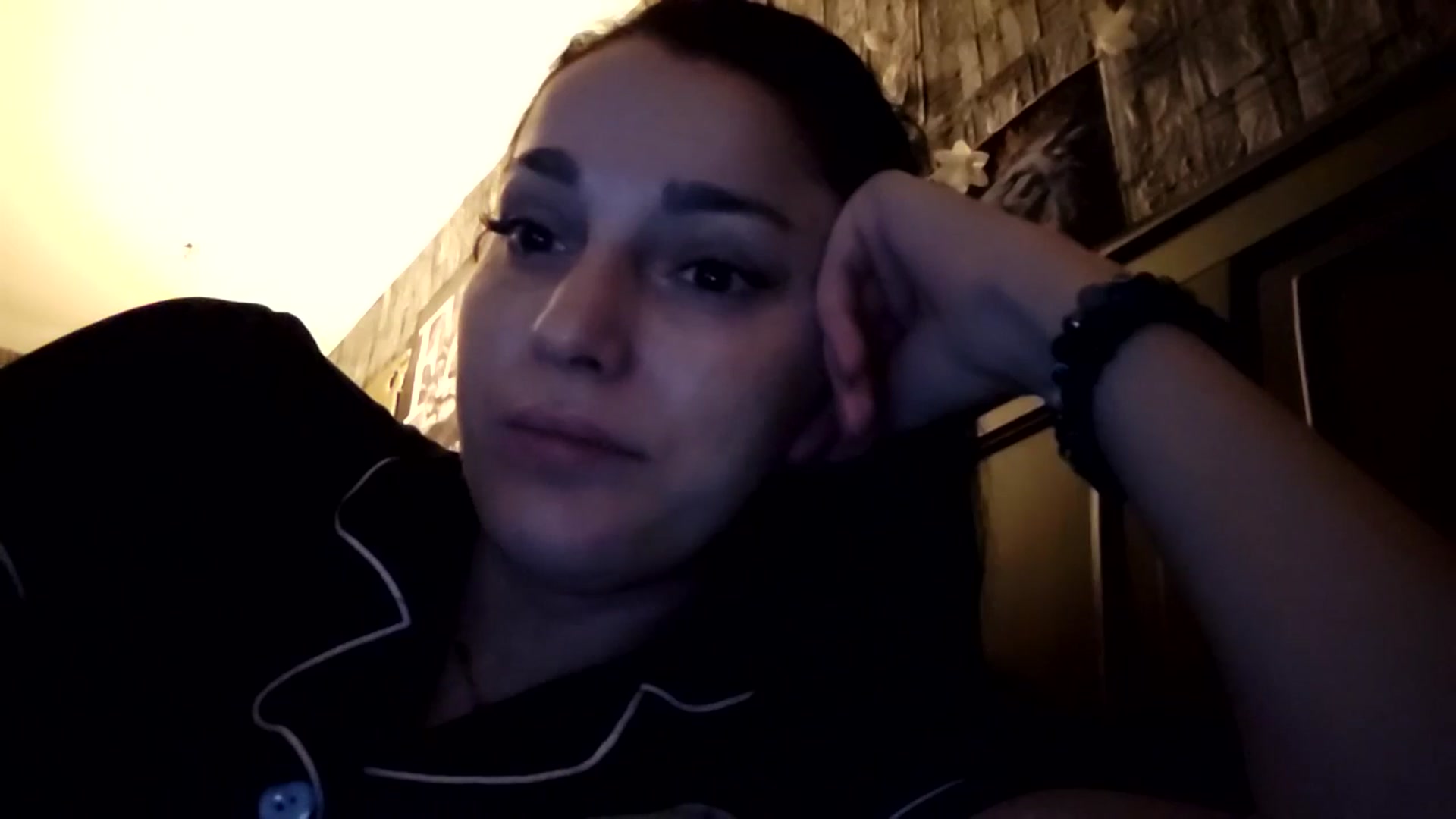 Gallery image thumbnail from Eda_Yildiz's myfreecams stream on, 04/20/2026, 04:24 image 16 of 20
