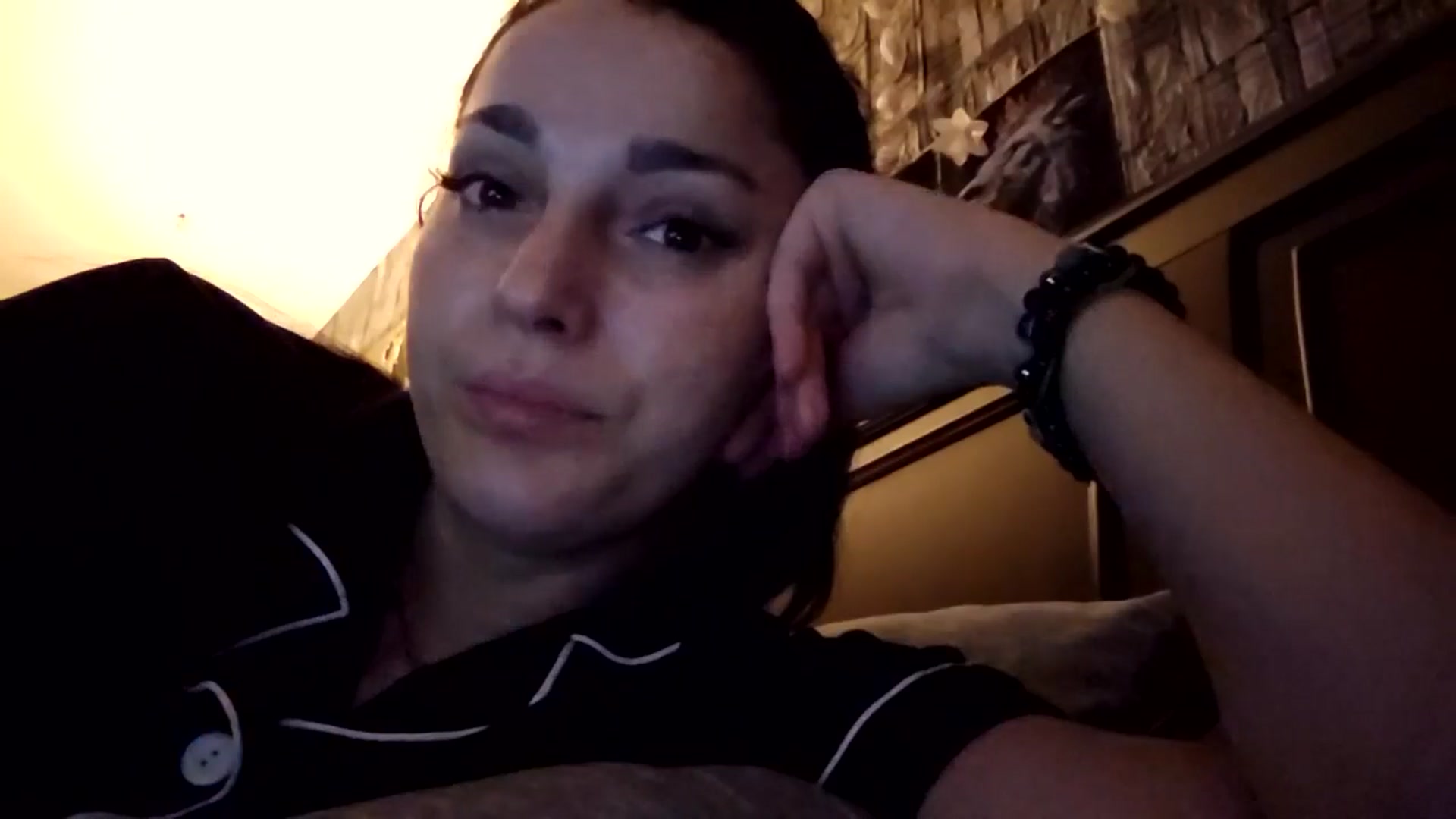 Gallery image thumbnail from Eda_Yildiz's myfreecams stream on, 04/20/2026, 04:24 image 3 of 20