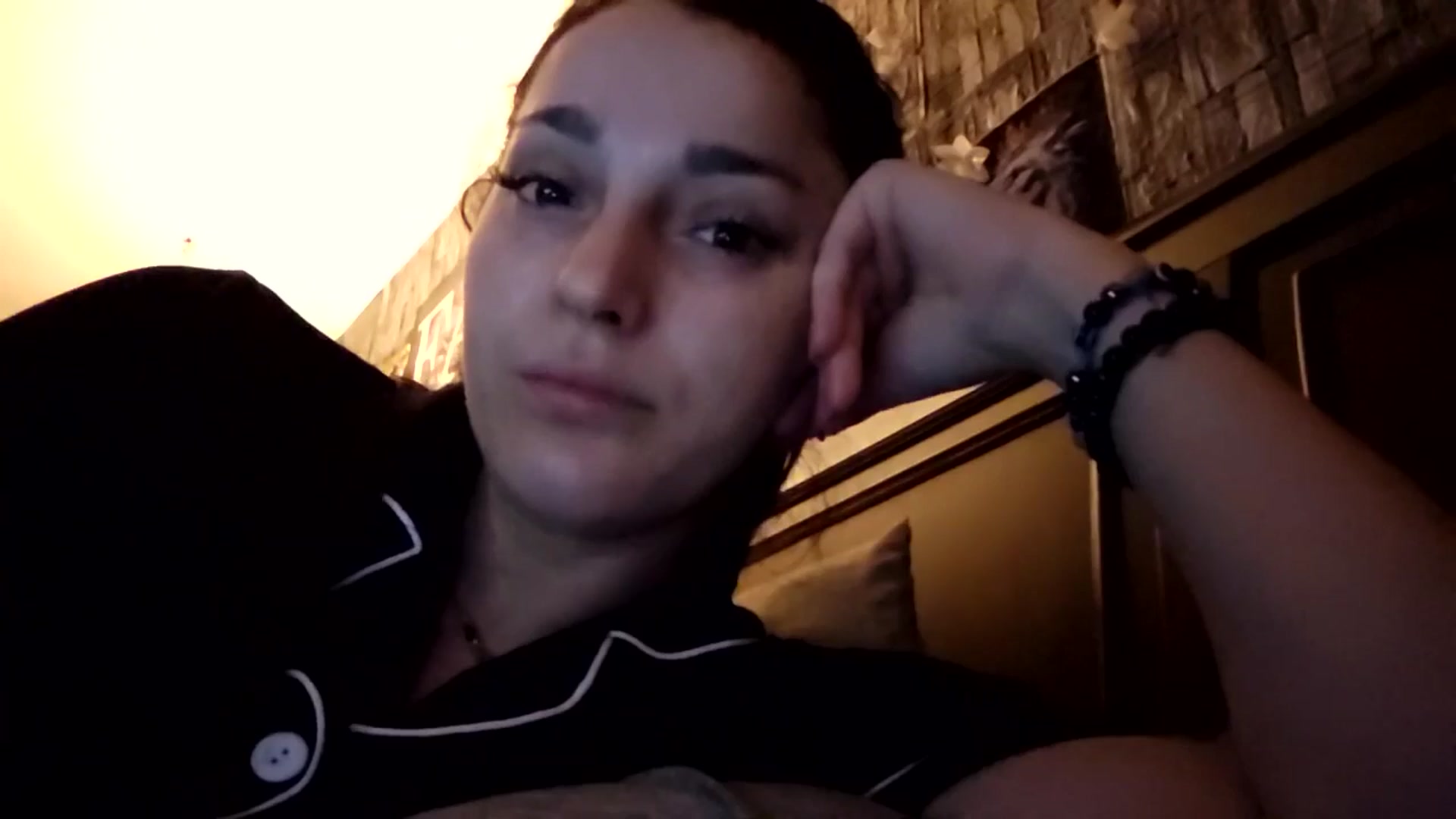 Gallery image thumbnail from Eda_Yildiz's myfreecams stream on, 04/20/2026, 04:24 image 4 of 20