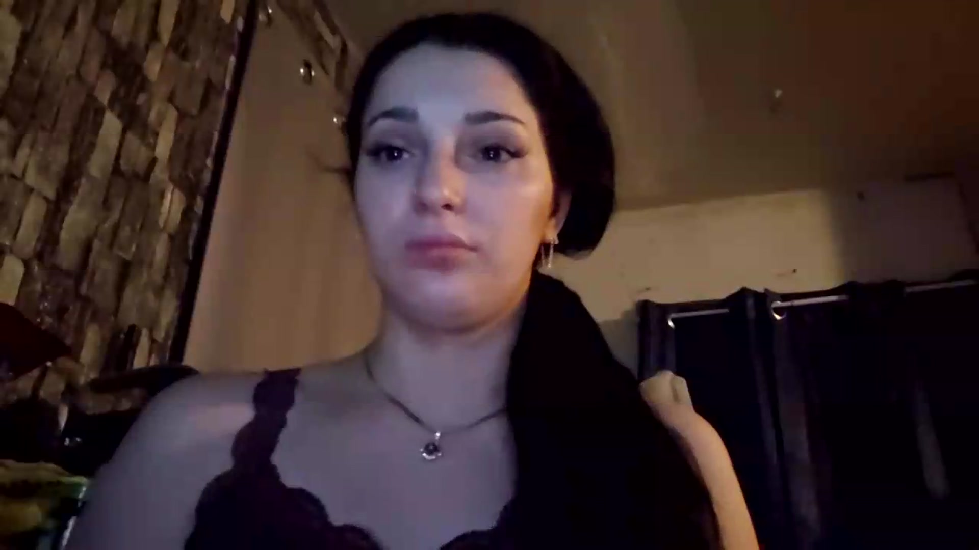 Gallery image thumbnail from Eda_kiss's myfreecams stream on, 05/01/2026, 08:05 image 14 of 20