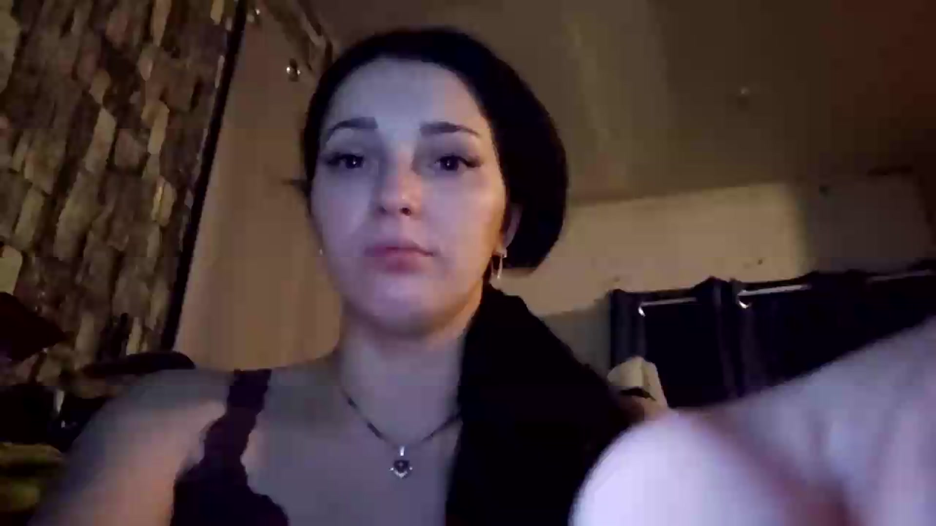 Gallery image thumbnail from Eda_kiss's myfreecams stream on, 05/01/2026, 08:05 image 17 of 20