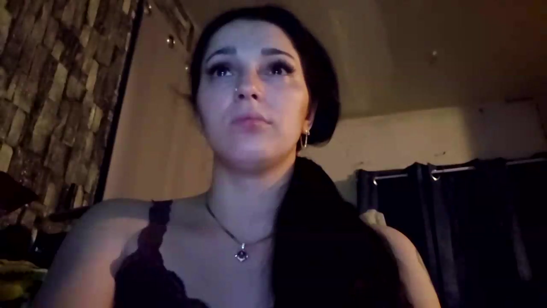 Gallery image thumbnail from Eda_kiss's myfreecams stream on, 05/01/2026, 08:05 image 15 of 20