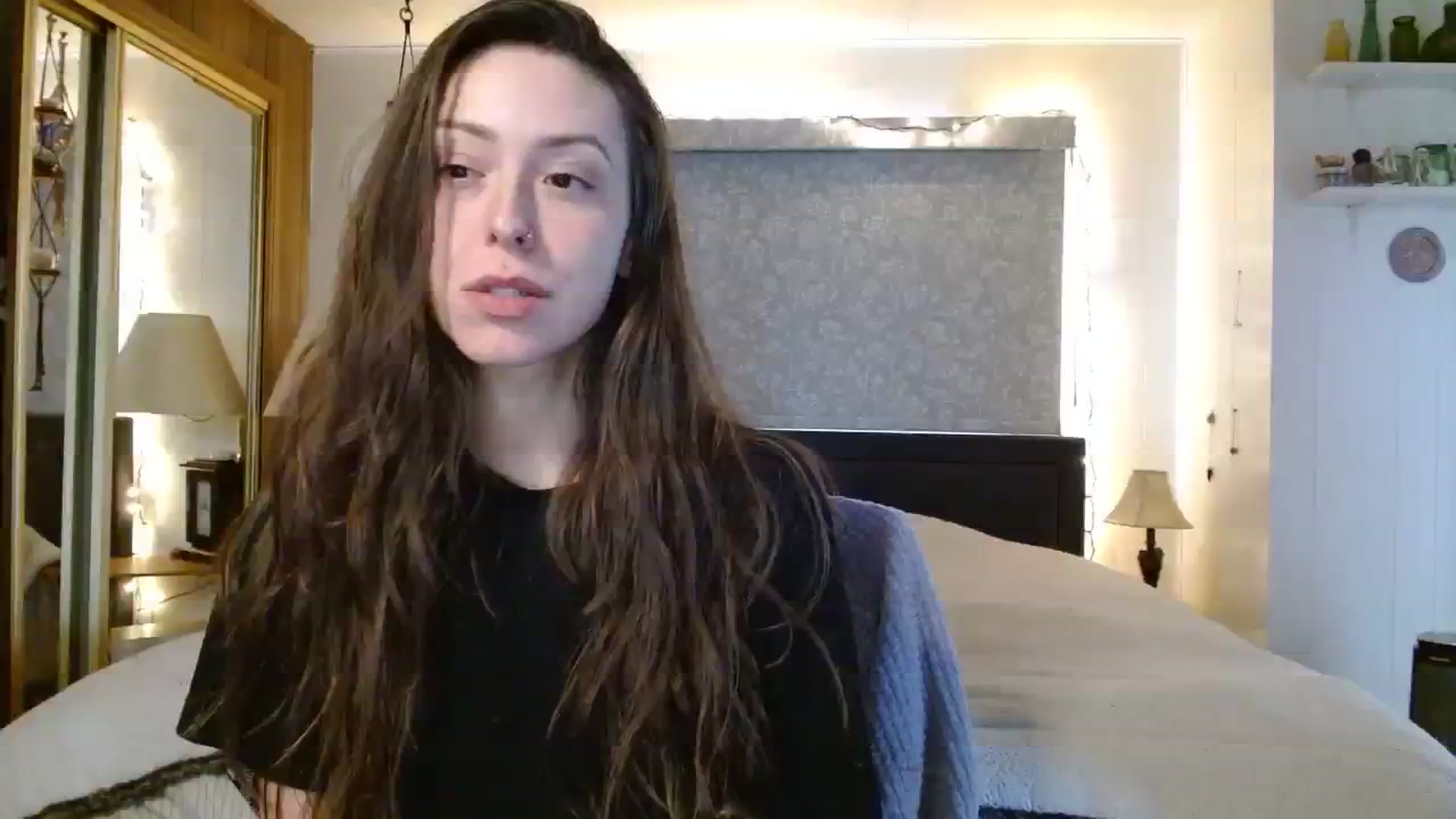 Gallery image thumbnail from EdenSalt's myfreecams stream on, 04/01/2024, 17:18 image 18 of 20
