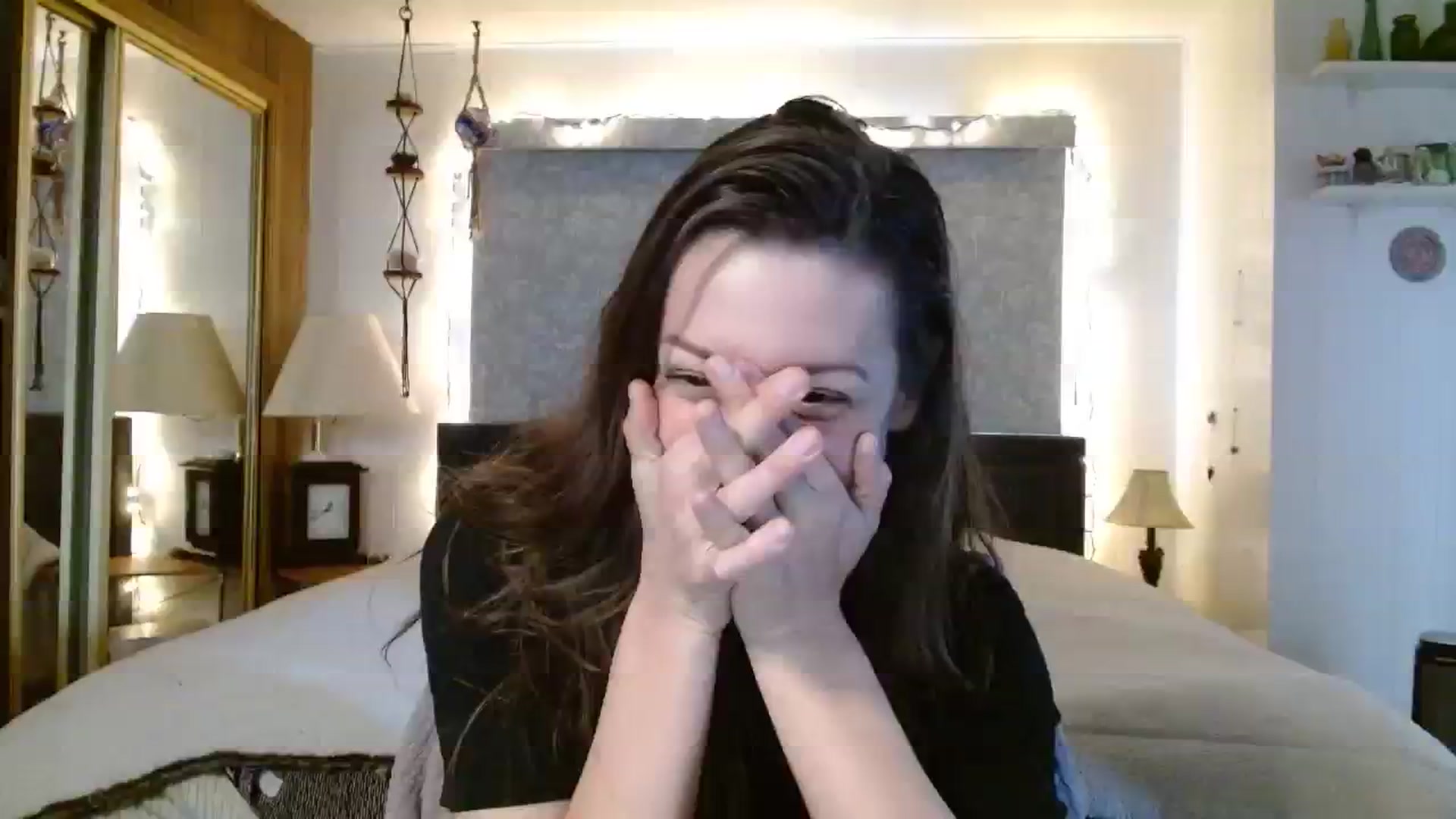 Gallery image thumbnail from EdenSalt's myfreecams stream on, 04/01/2024, 17:18 image 15 of 20