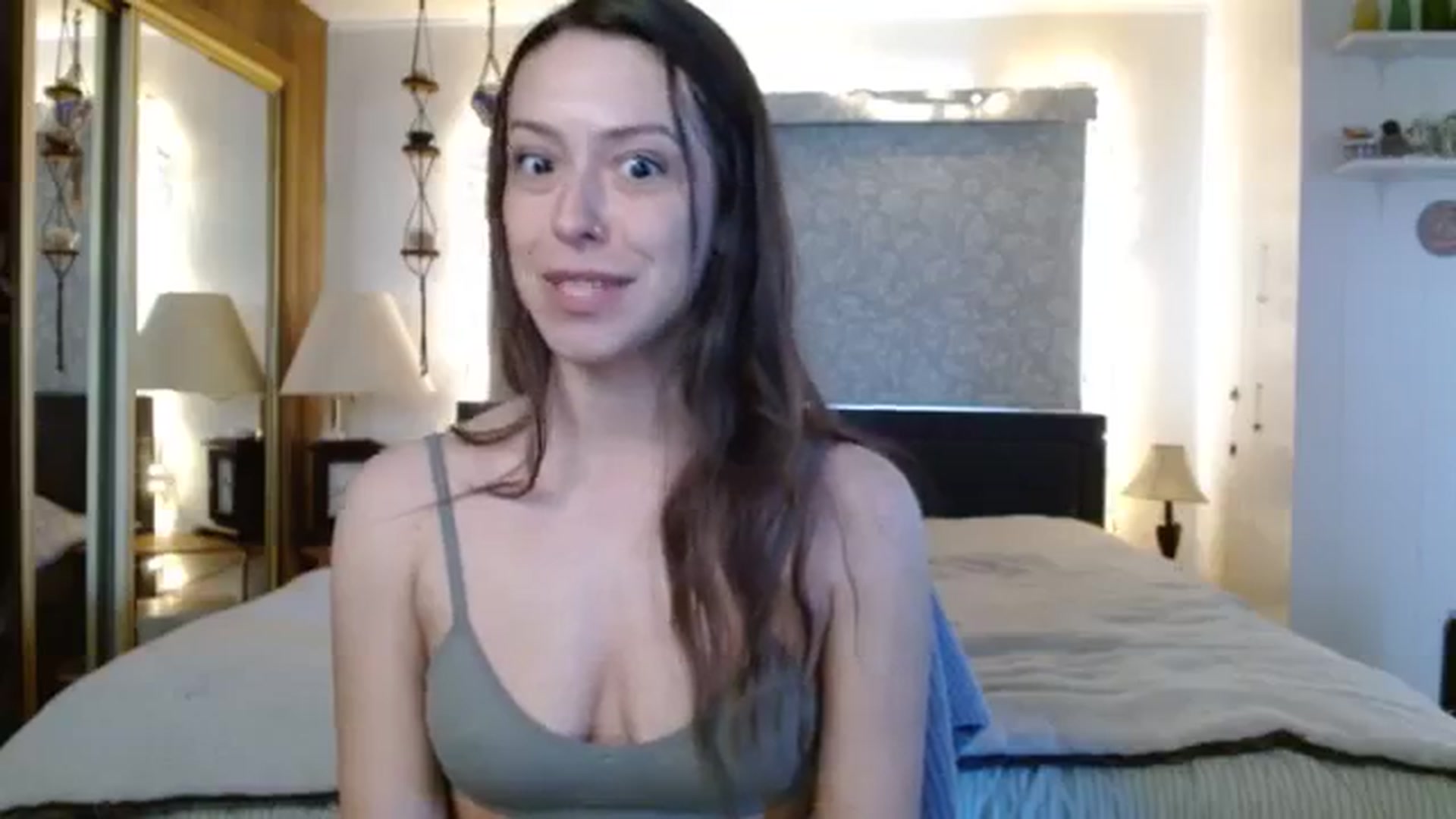 Gallery image thumbnail from EdenSalt's myfreecams stream on, 04/11/2024, 17:41 image 18 of 20