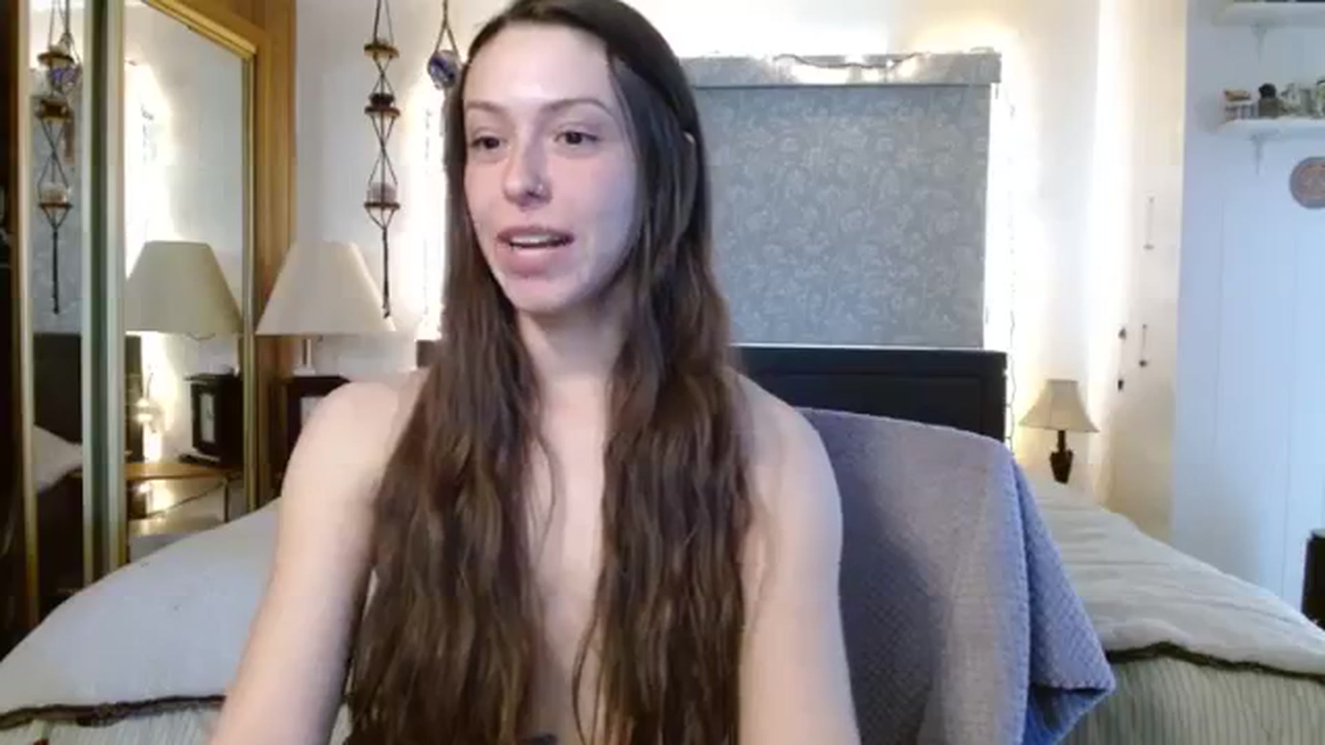 Gallery image thumbnail from EdenSalt's myfreecams stream on, 04/11/2024, 19:17 image 13 of 20