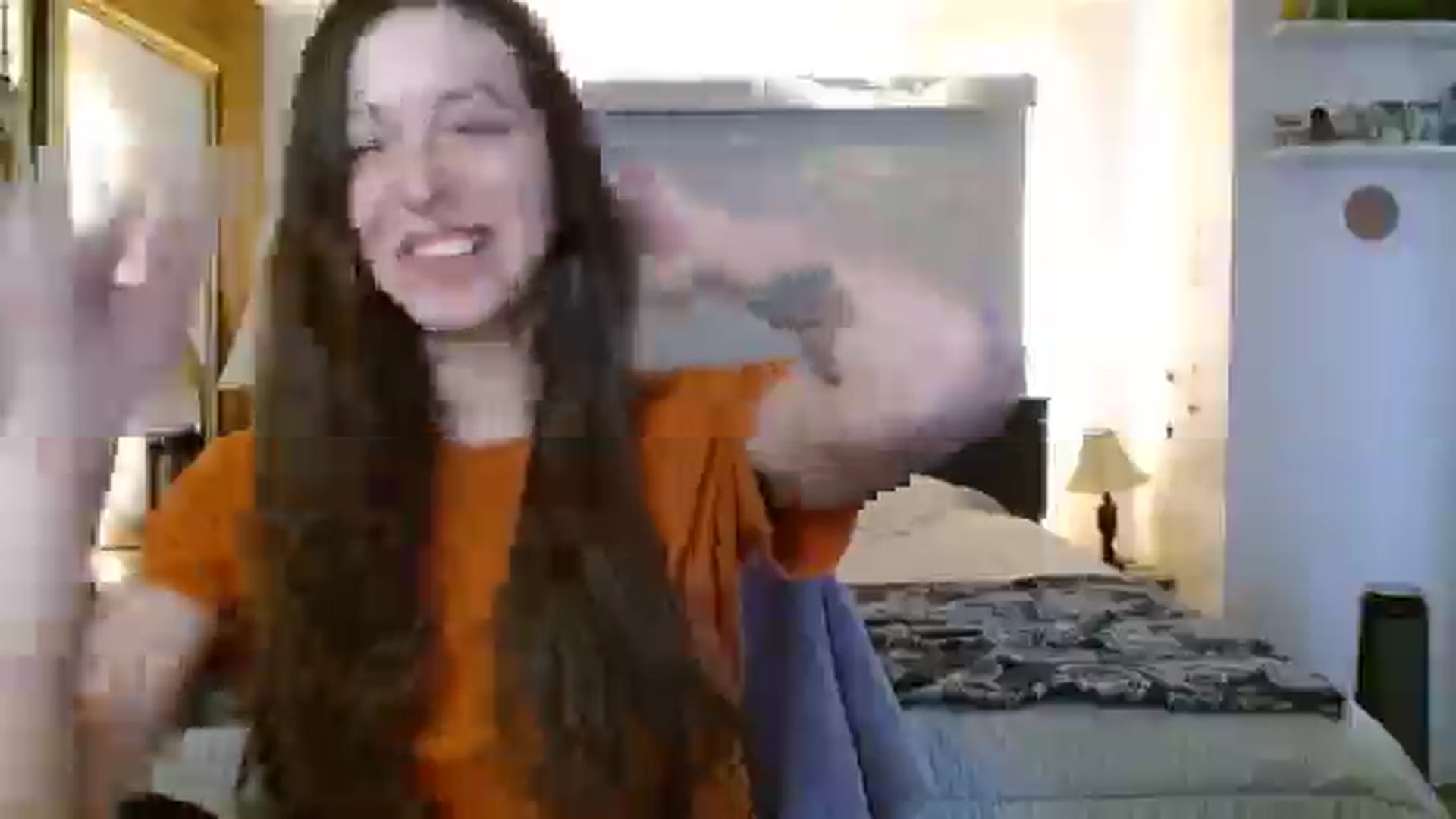 Gallery image thumbnail from EdenSalt's myfreecams stream on, 04/17/2024, 17:07 image 2 of 20