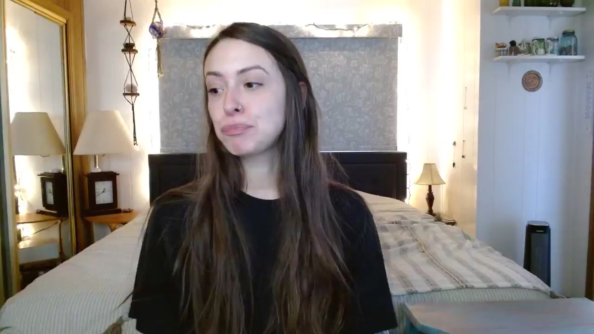 Gallery image thumbnail from EdenSalt's myfreecams stream on, 05/02/2024, 15:37 image 8 of 20