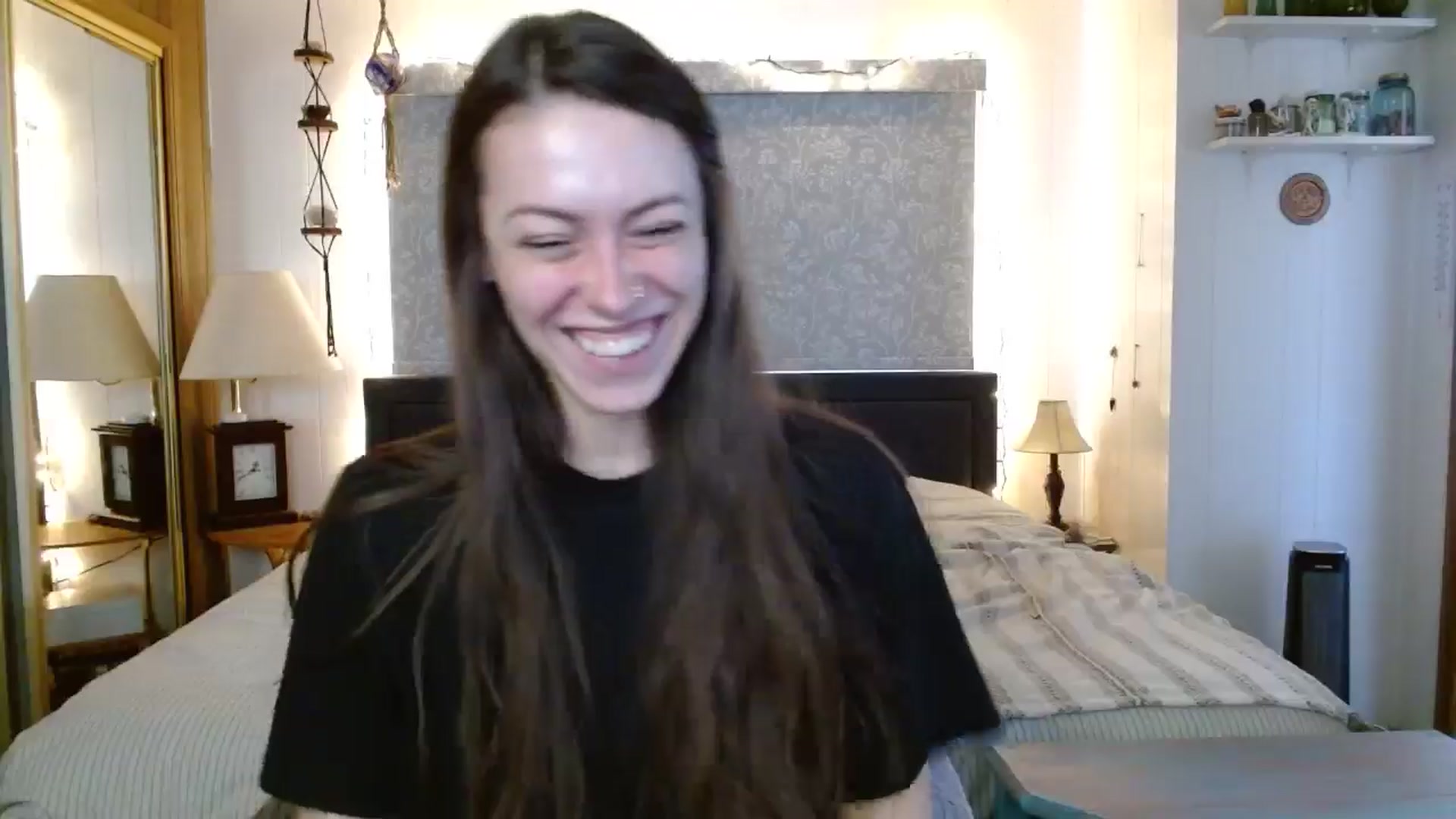 Gallery image thumbnail from EdenSalt's myfreecams stream on, 05/02/2024, 15:37 image 7 of 20