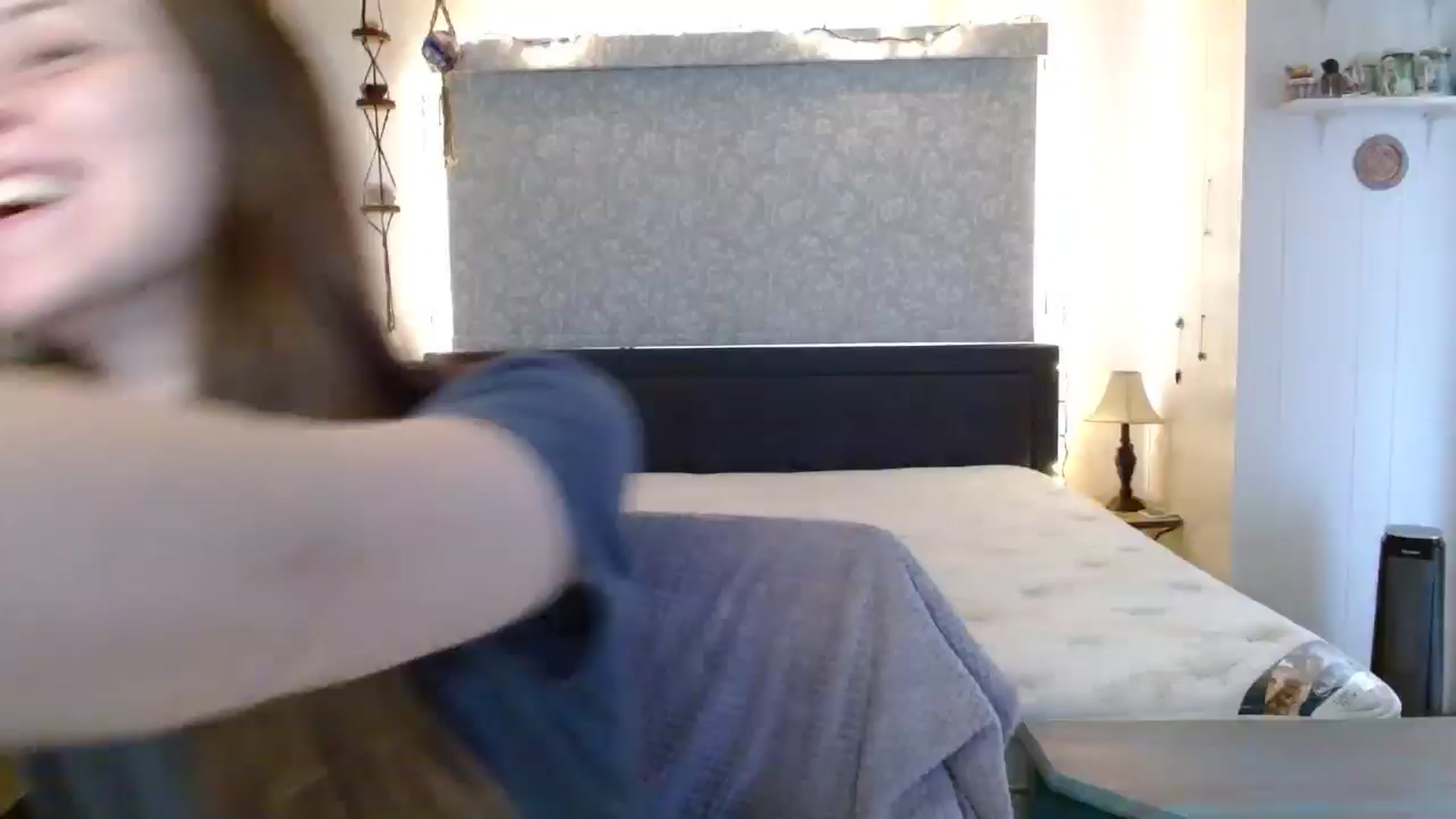 Gallery image thumbnail from EdenSalt's myfreecams stream on, 05/06/2024, 20:18 image 6 of 20